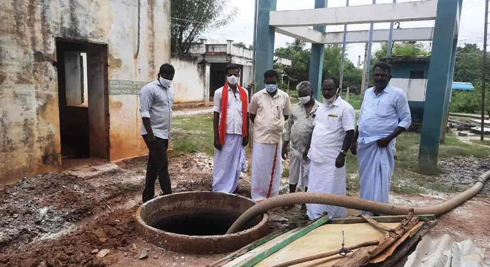 2 boys who fell in a septic tank and died Rs. CPM demands Rs 20 lakh compensation