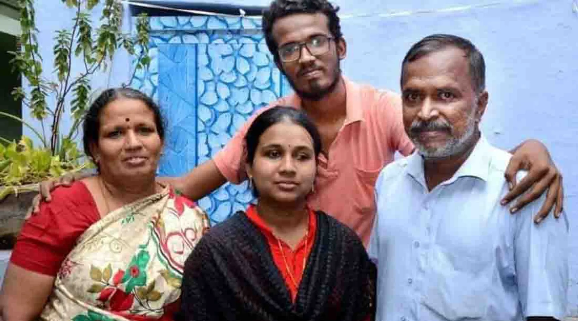 Success in IAS exam with parental help - Madurai student - 