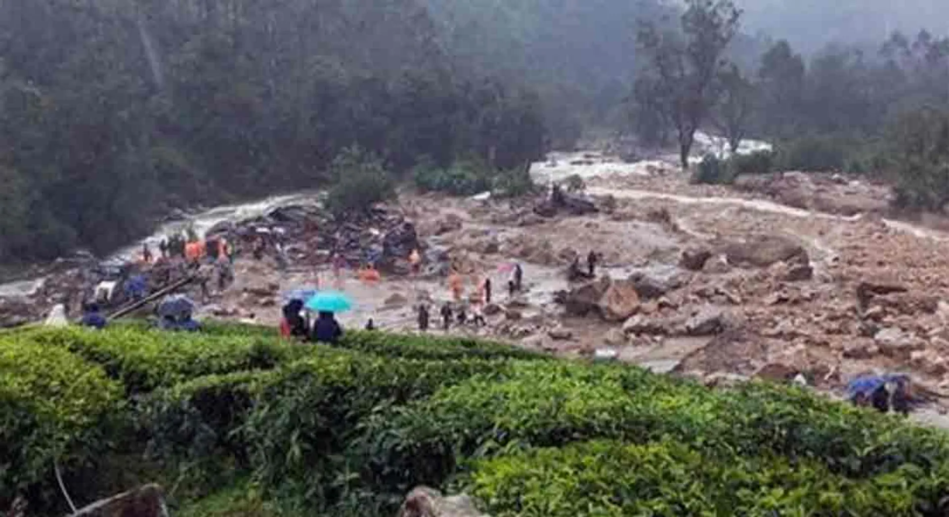kerala lanslide... recovery on the 5th day