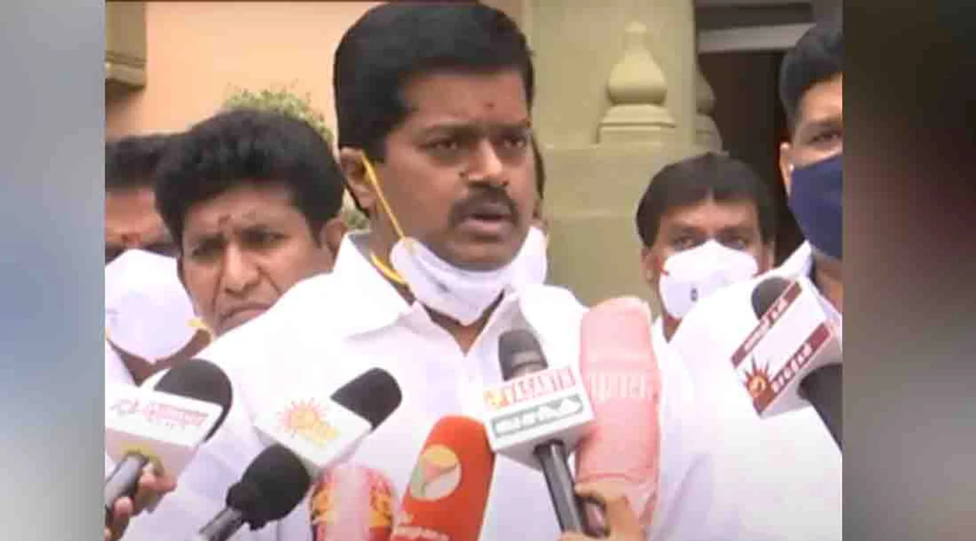 R. Lakshmanan