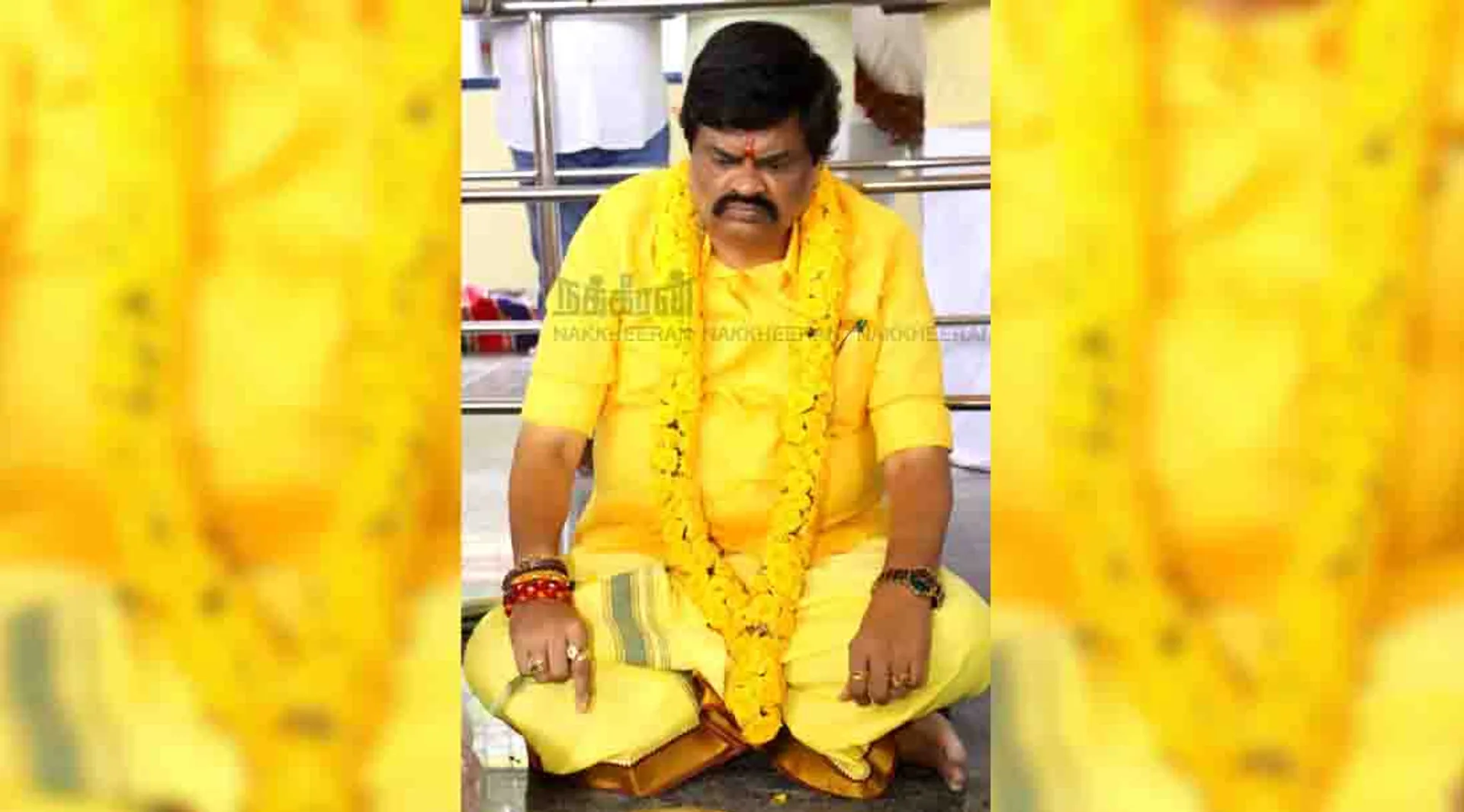 K. T. Rajenthra Bhalaji admk - kovil - 