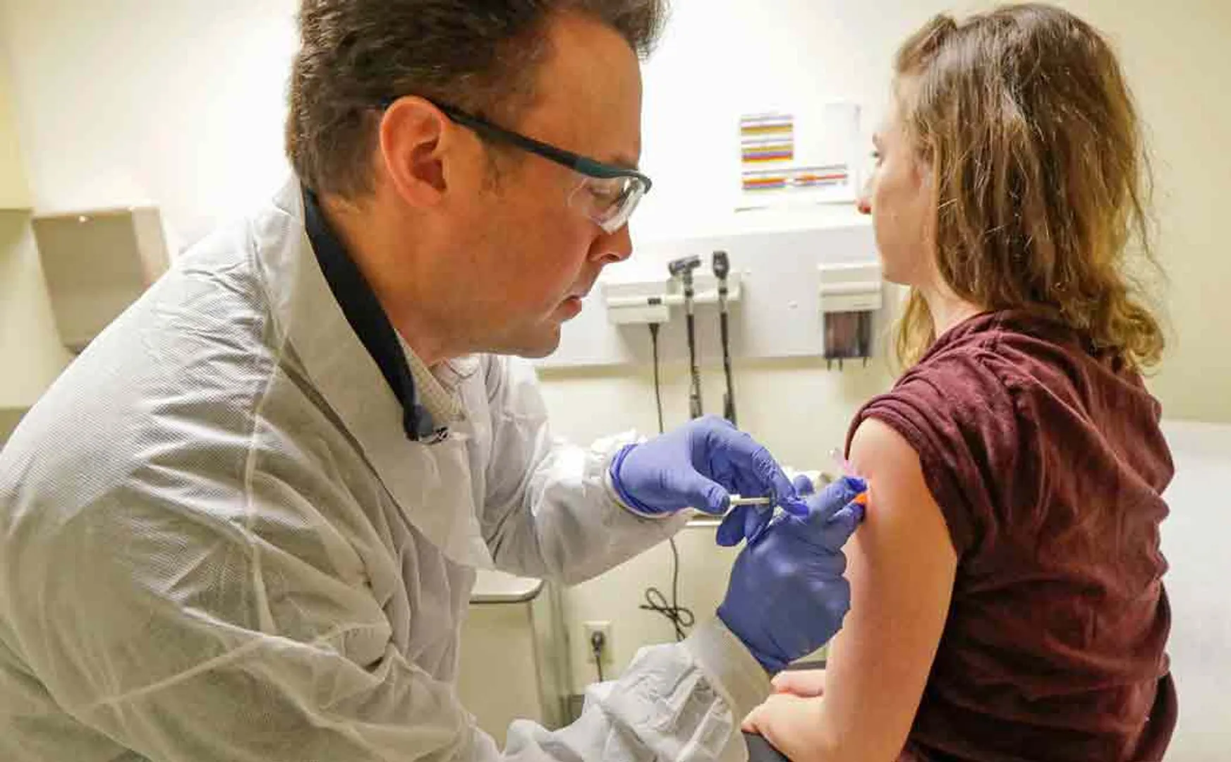 australia says covid 19 vaccine free for its citizens 