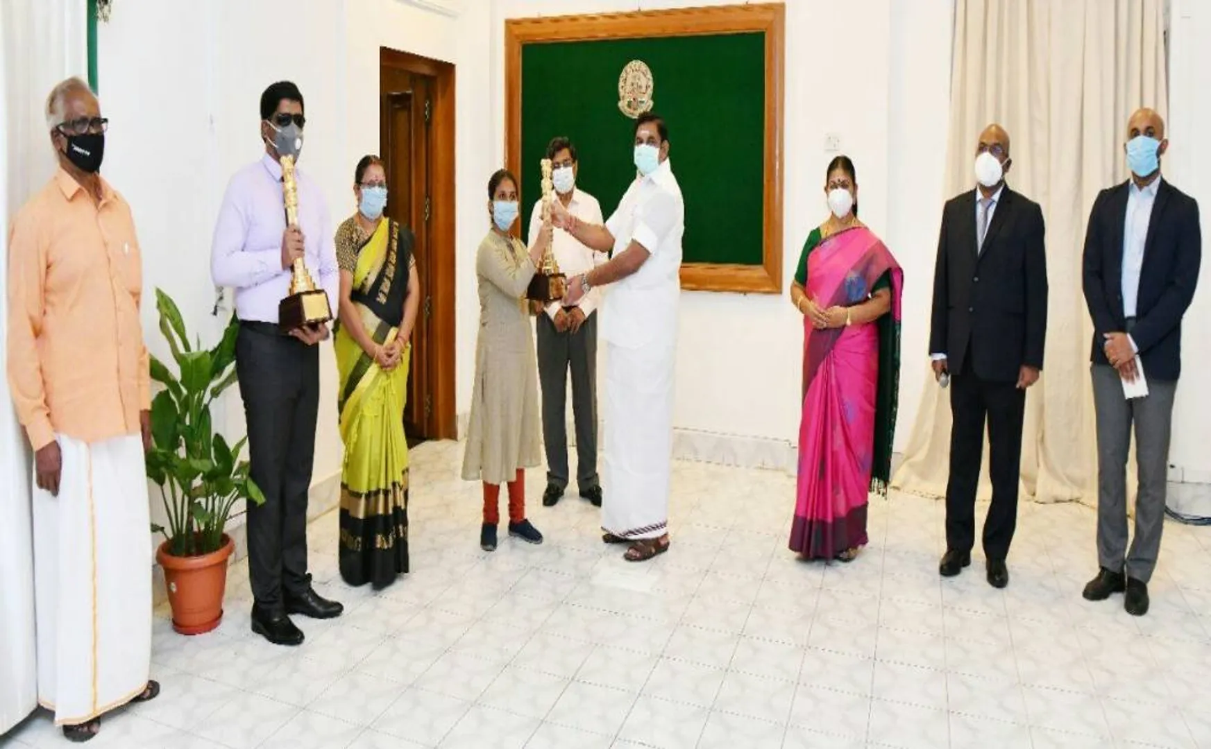 chennai cm palanisamy directly wishes to upsc exam winning persons 