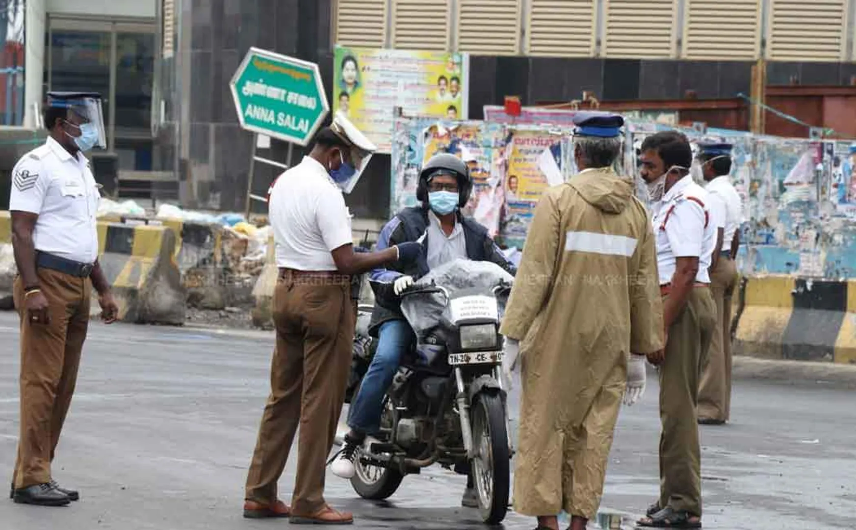 coronavirus lockdown tamilnadu police peoples 