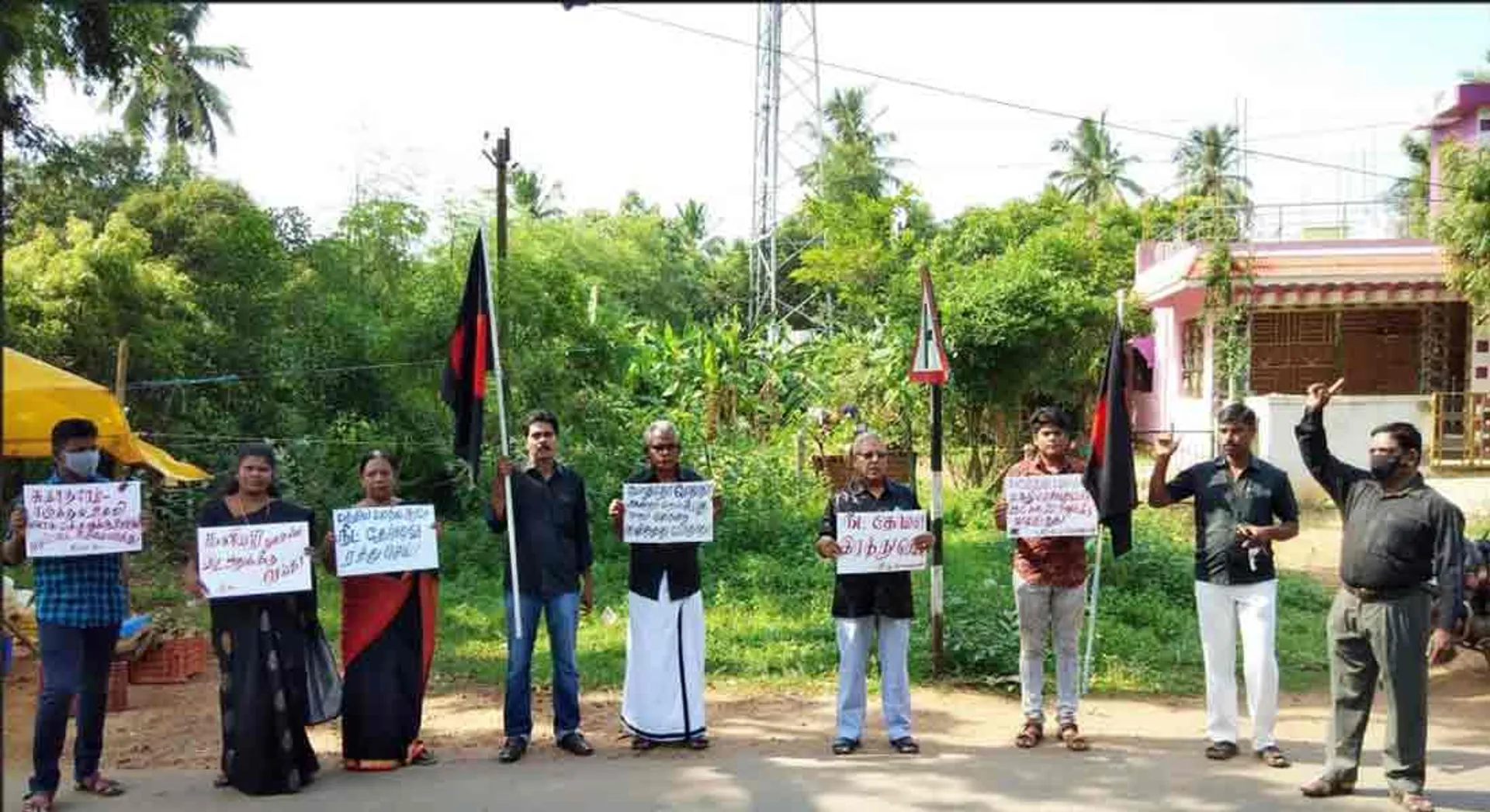 Neet to cancel the selection DK protests in Vadalur