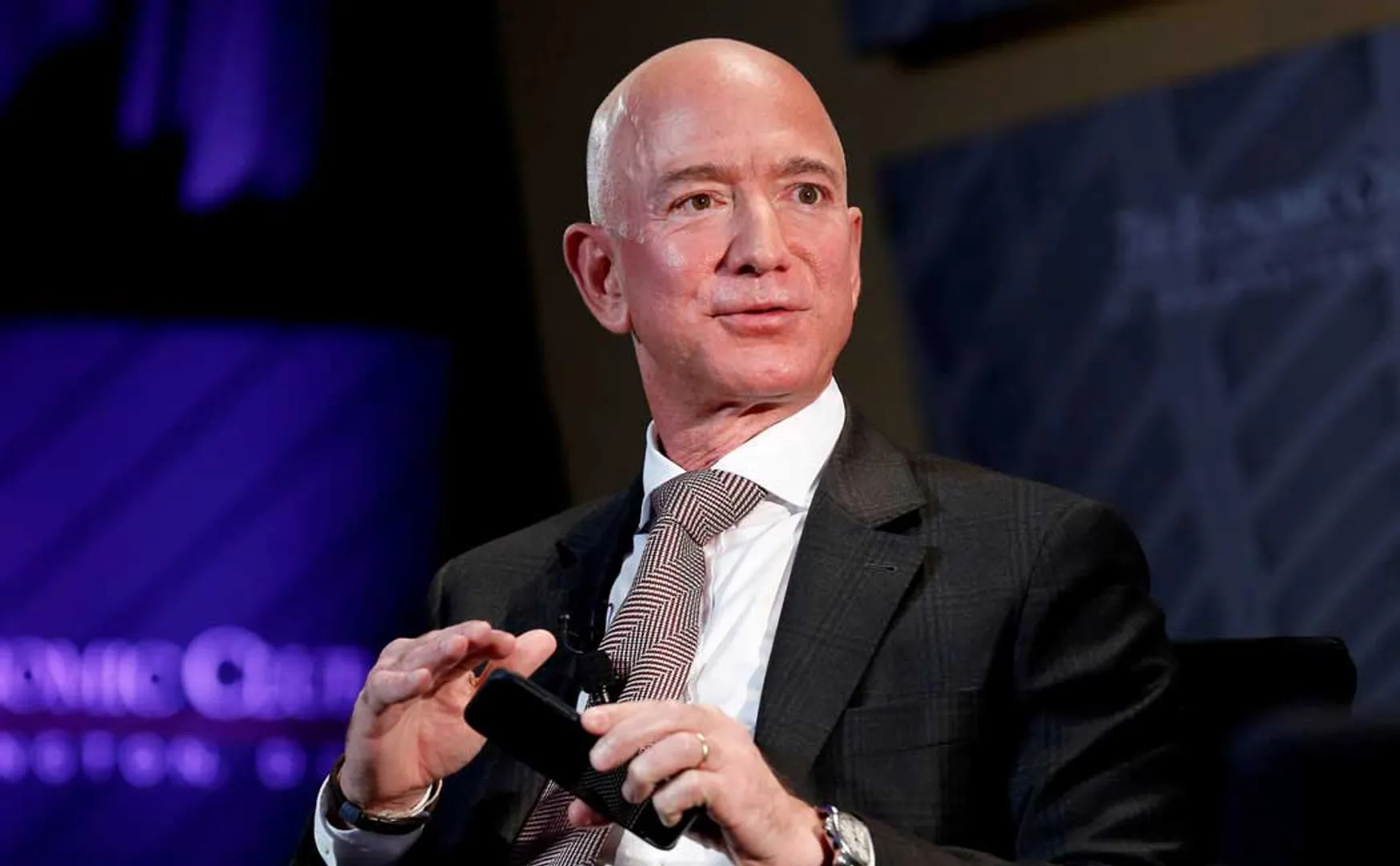 Jeff bezos