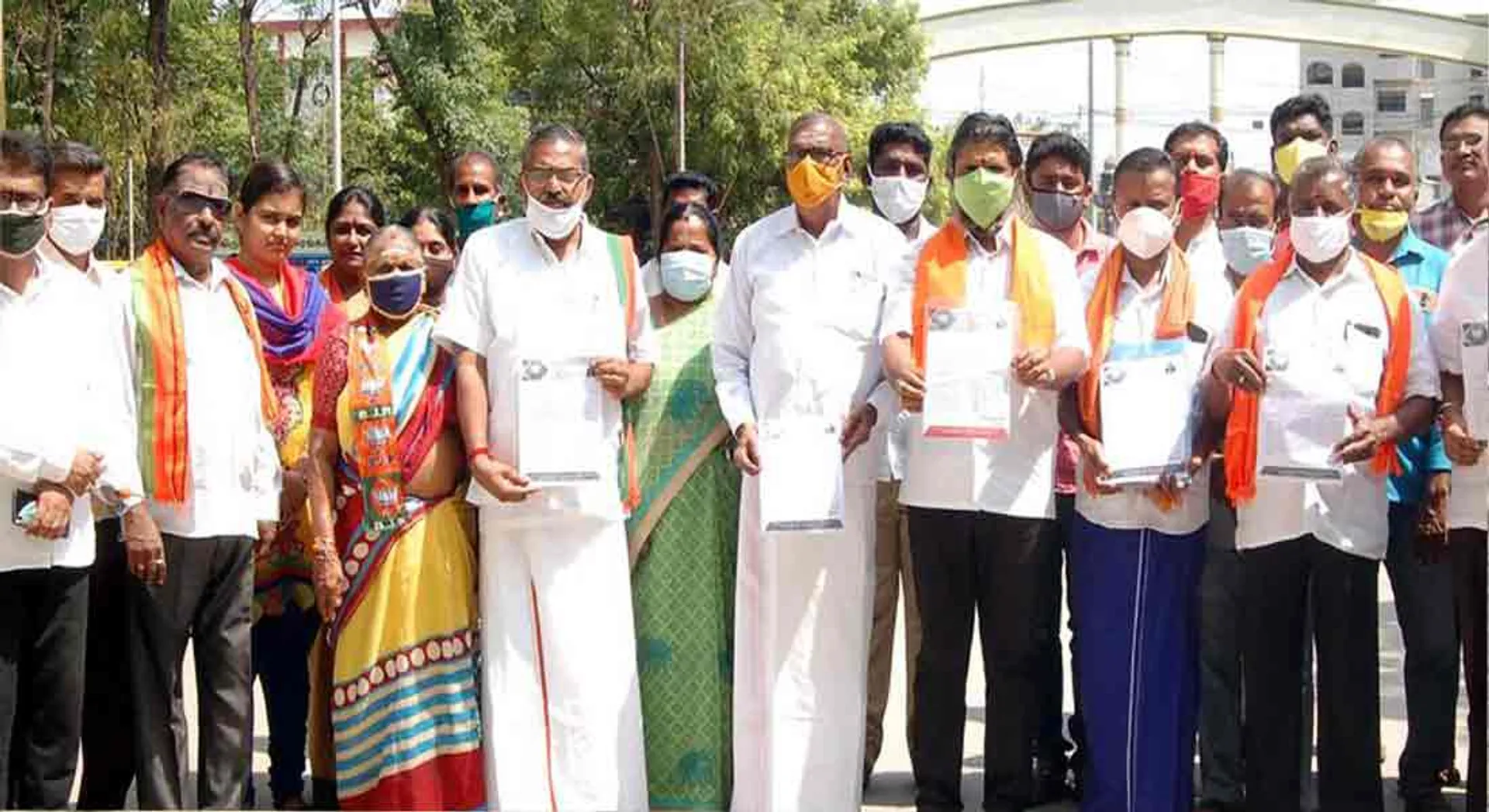 erode bjp in collector office