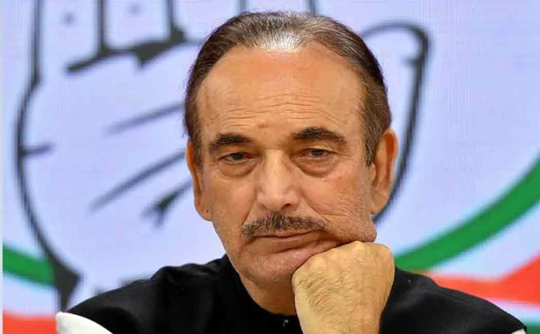 gulam nabi azad about congress leadership