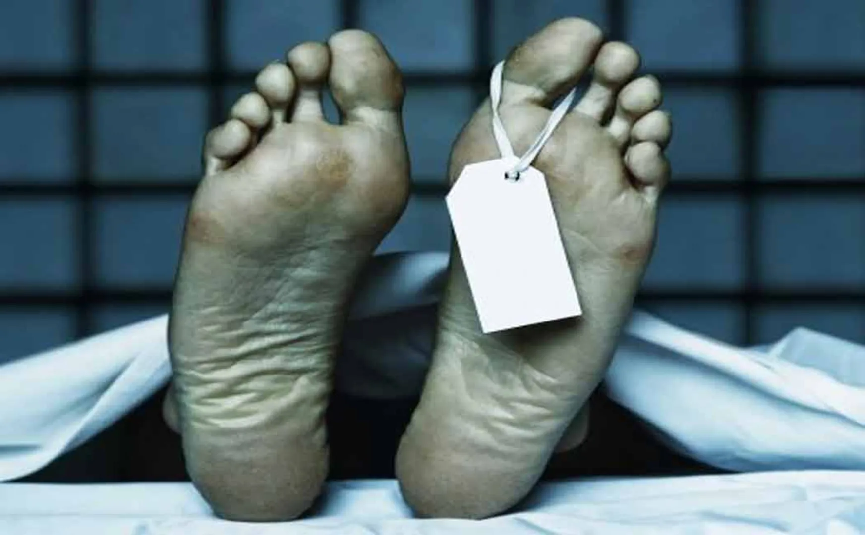 Youth commits suicide by hanging in Coimbatore ..!