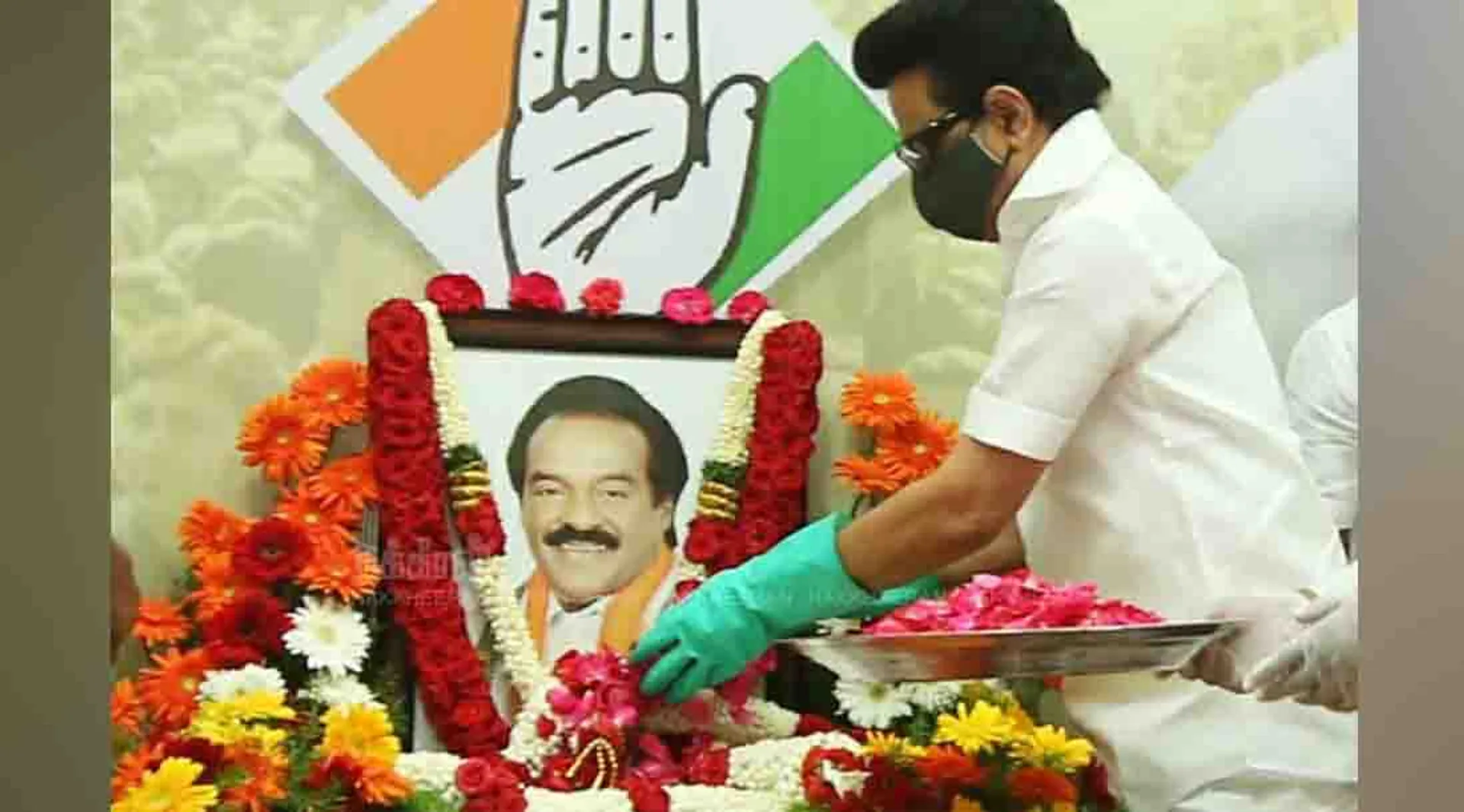 h.vasanthakumar Vasanth & Co - mkstalin and dmk MPs - Sathyamoorthy Bhavan