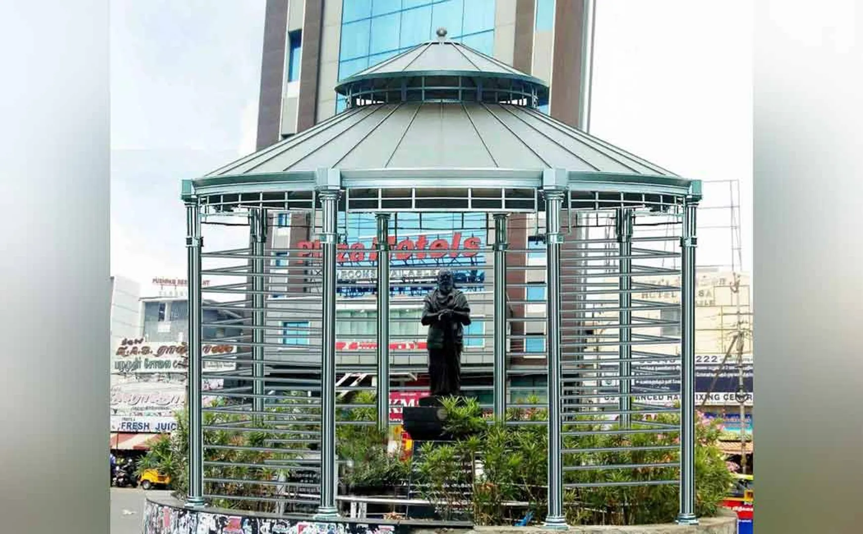 MLA allocates Rs 12 lakh to renovate Periyar statue