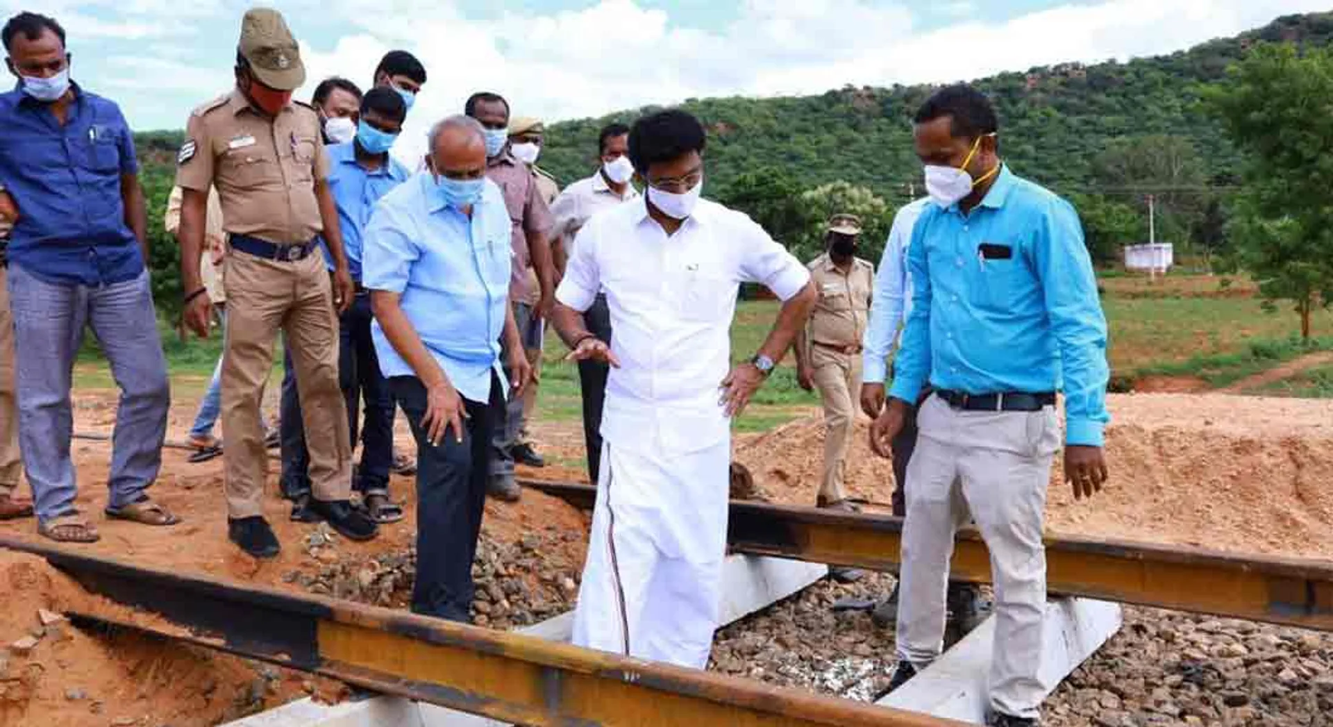  I will urge the Prime Minister to expedite the Madurai Bodi train project! -Ravindranath Kumar MP Commitment !!