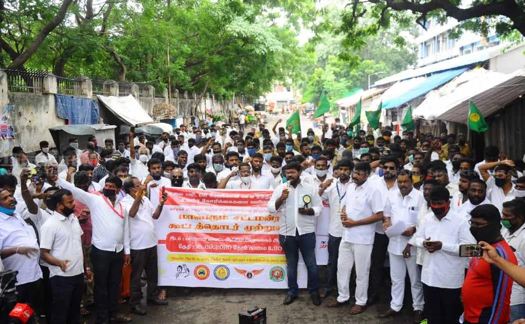 Auto Car Drivers' Federation Demonstrates 8-point Demands, including Cancellation of Interest on EMIs
