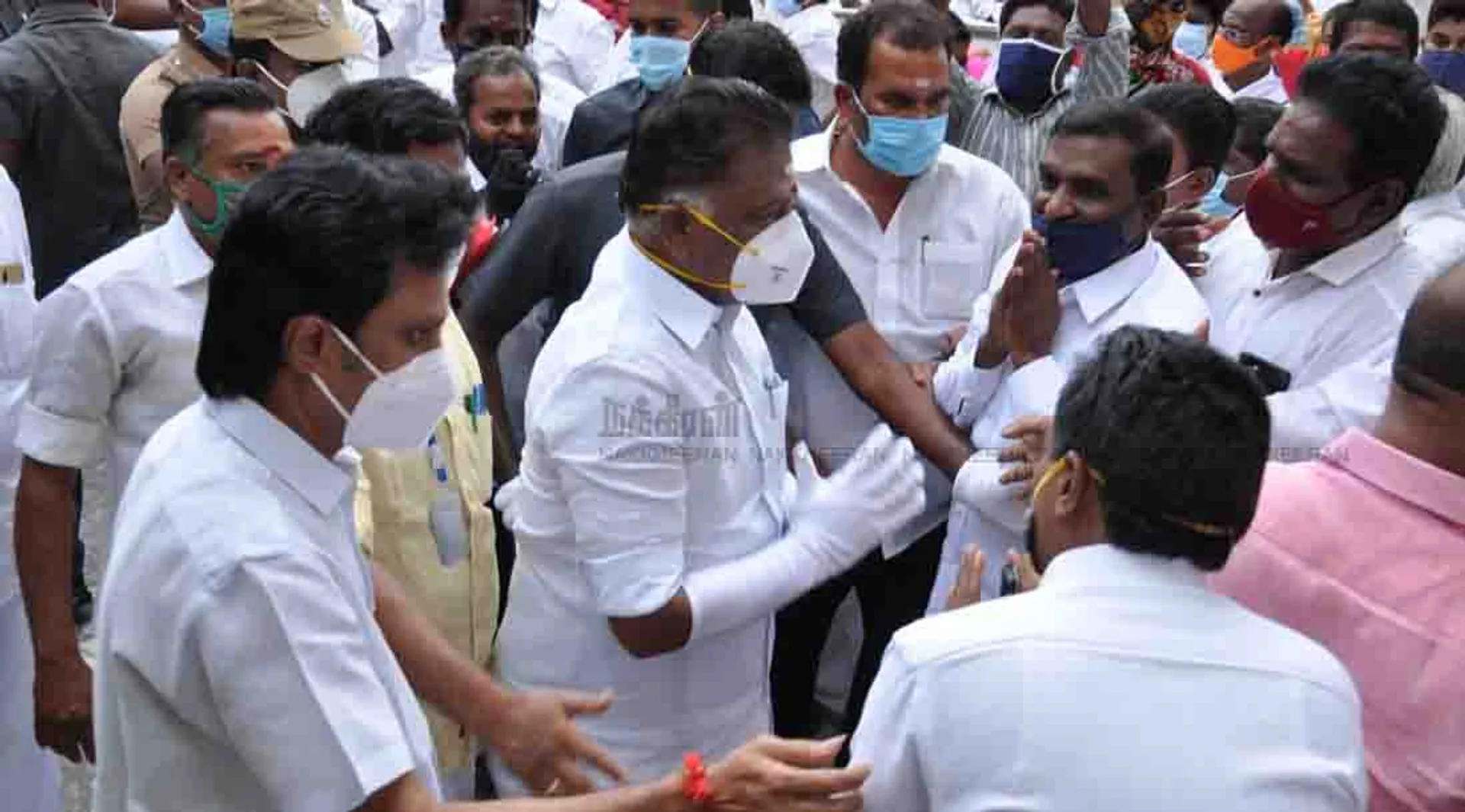 o panneerselvam 