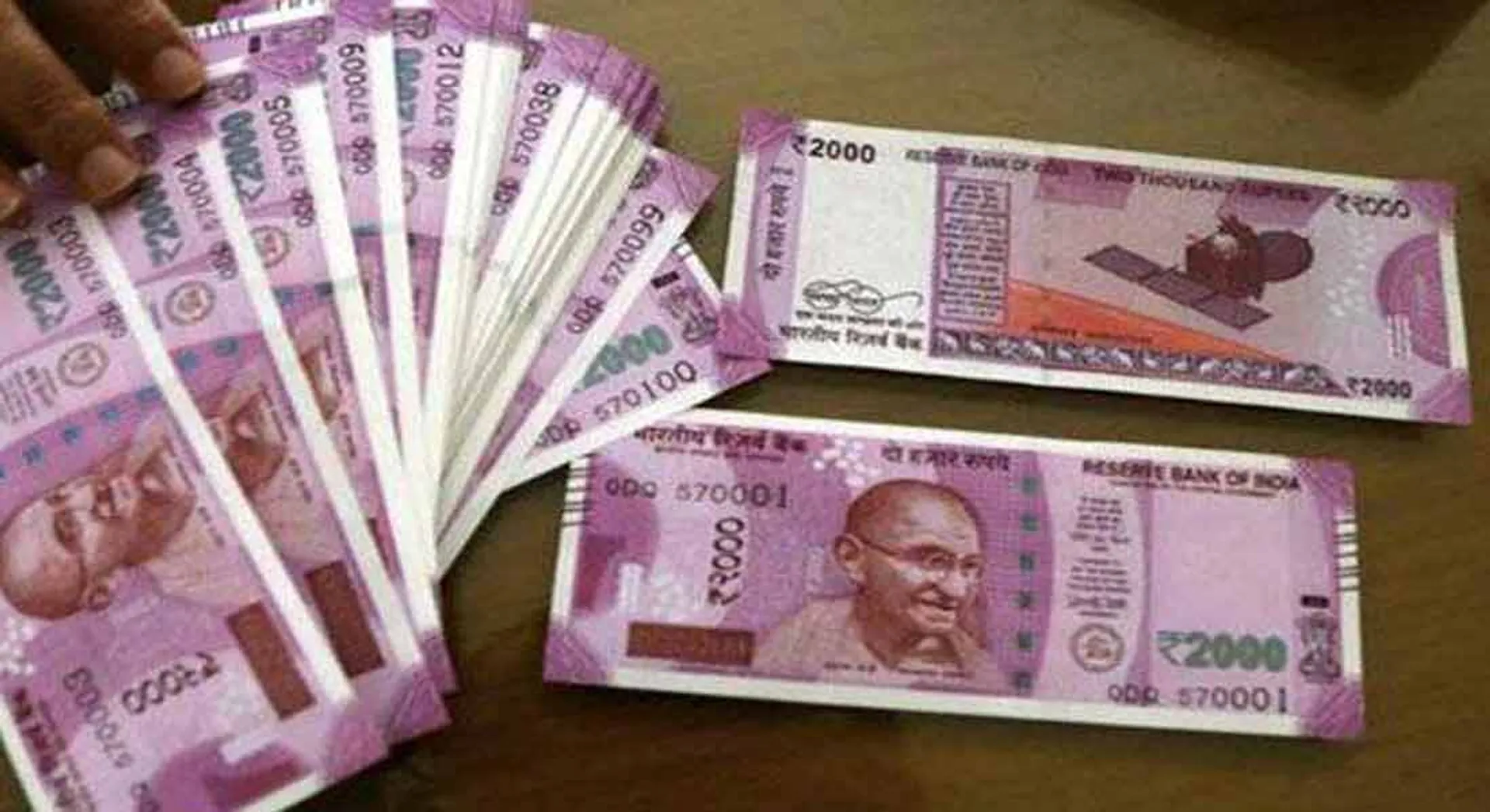  Printing of 2000 rupee notes stopped - Central Government announcement
