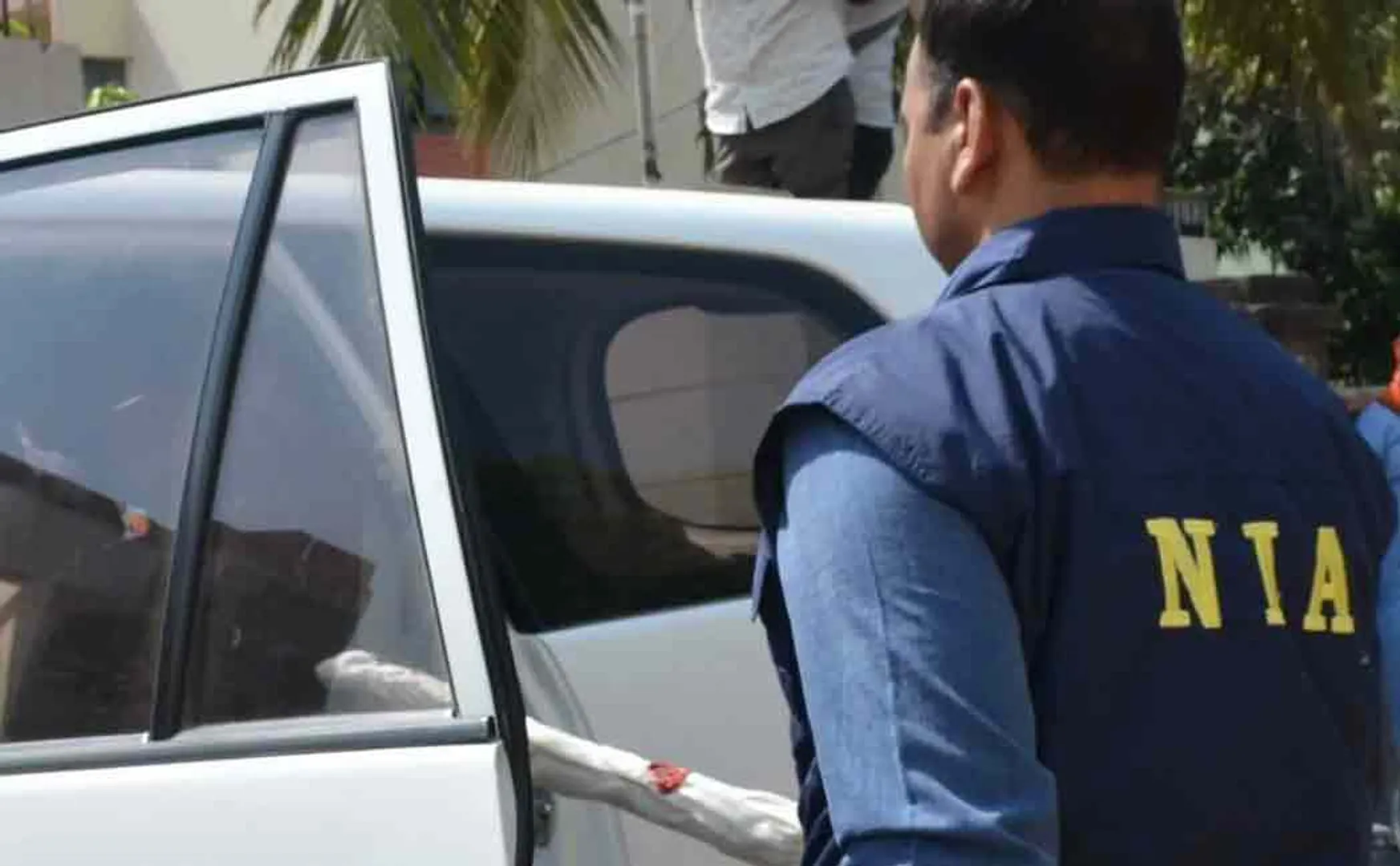 nia arrest nine members in kerala and west bengal