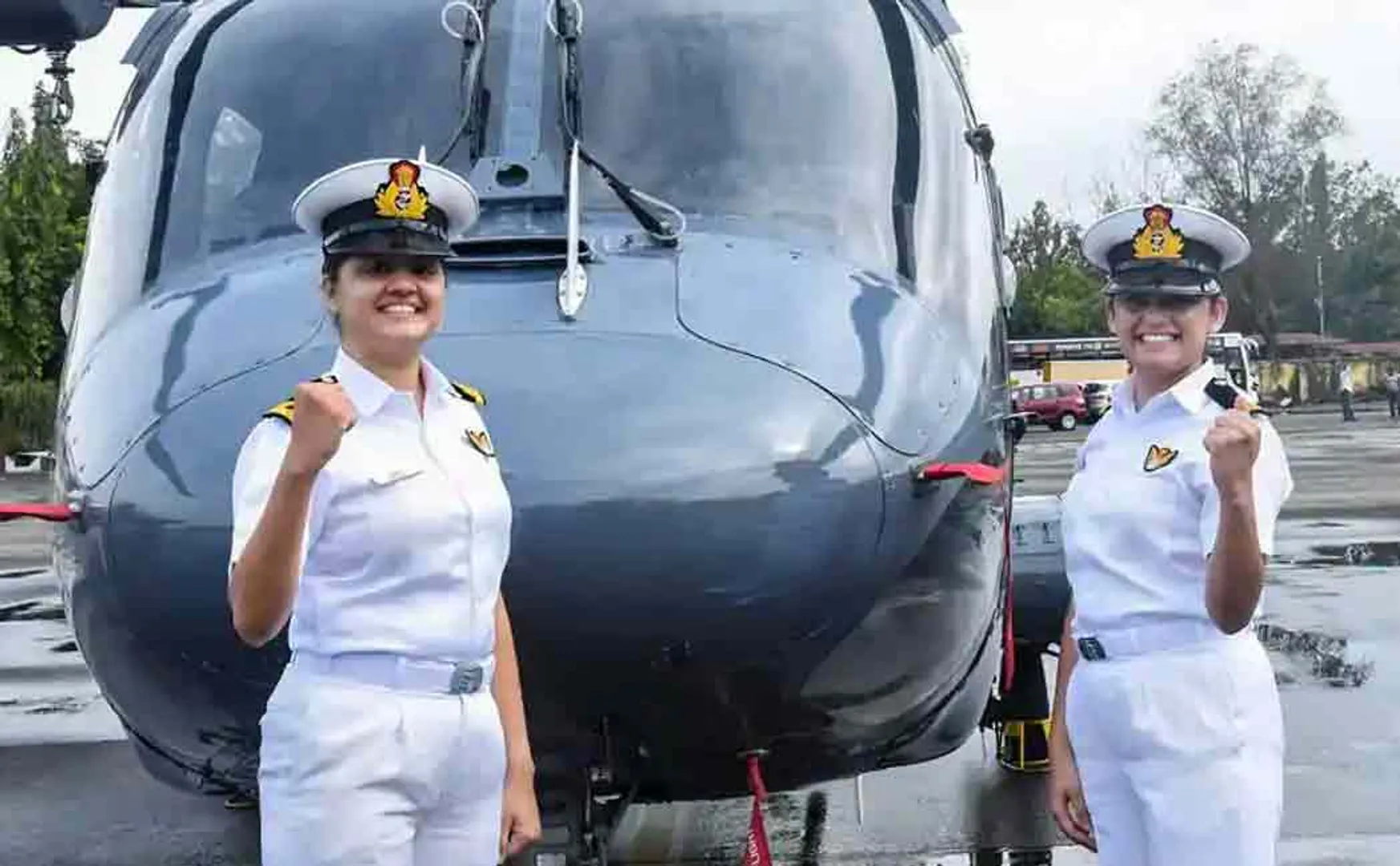 two women deployed in navy as Sub Lieutenants 
