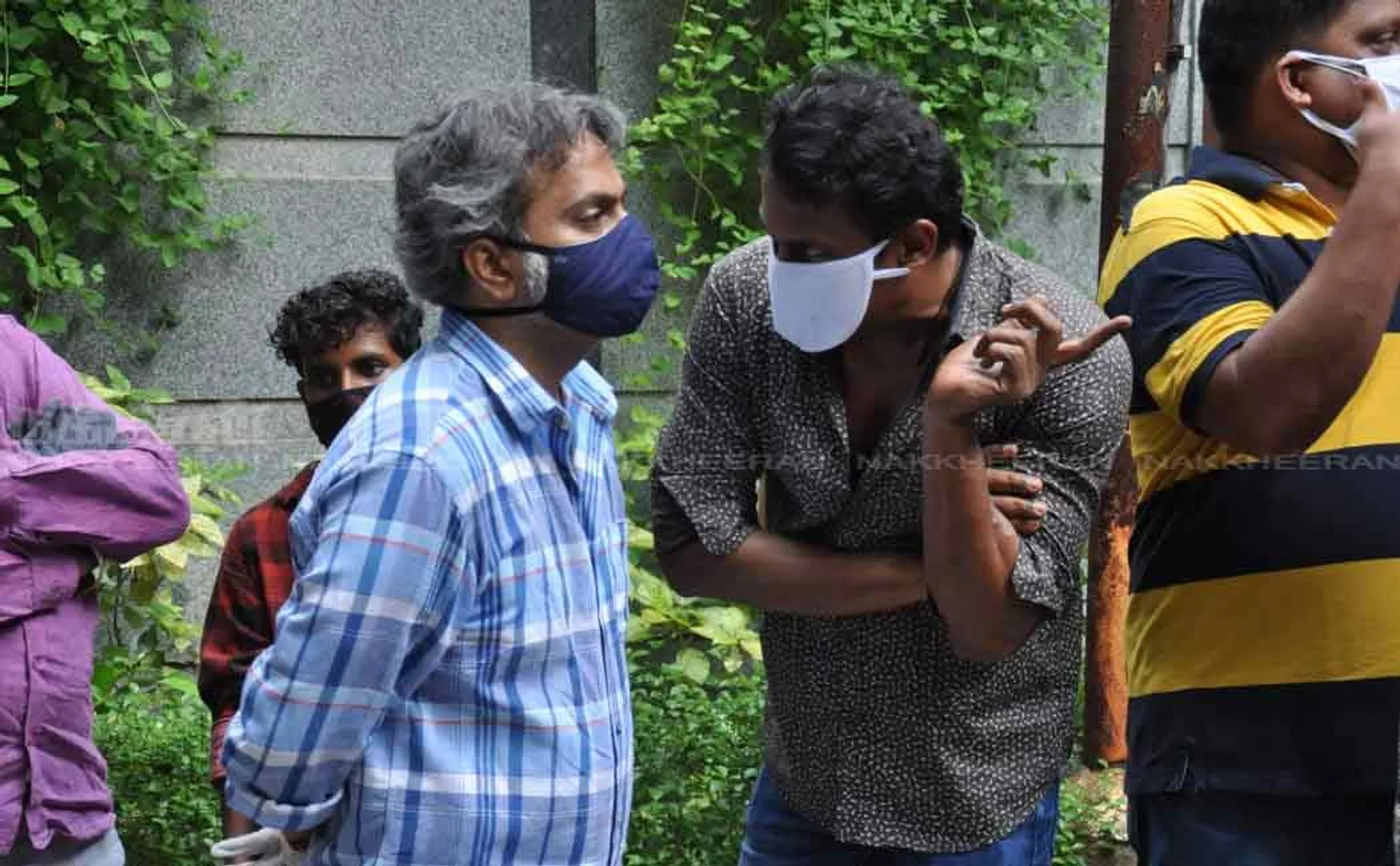 Cinema artist political people and public pay condolence for spb