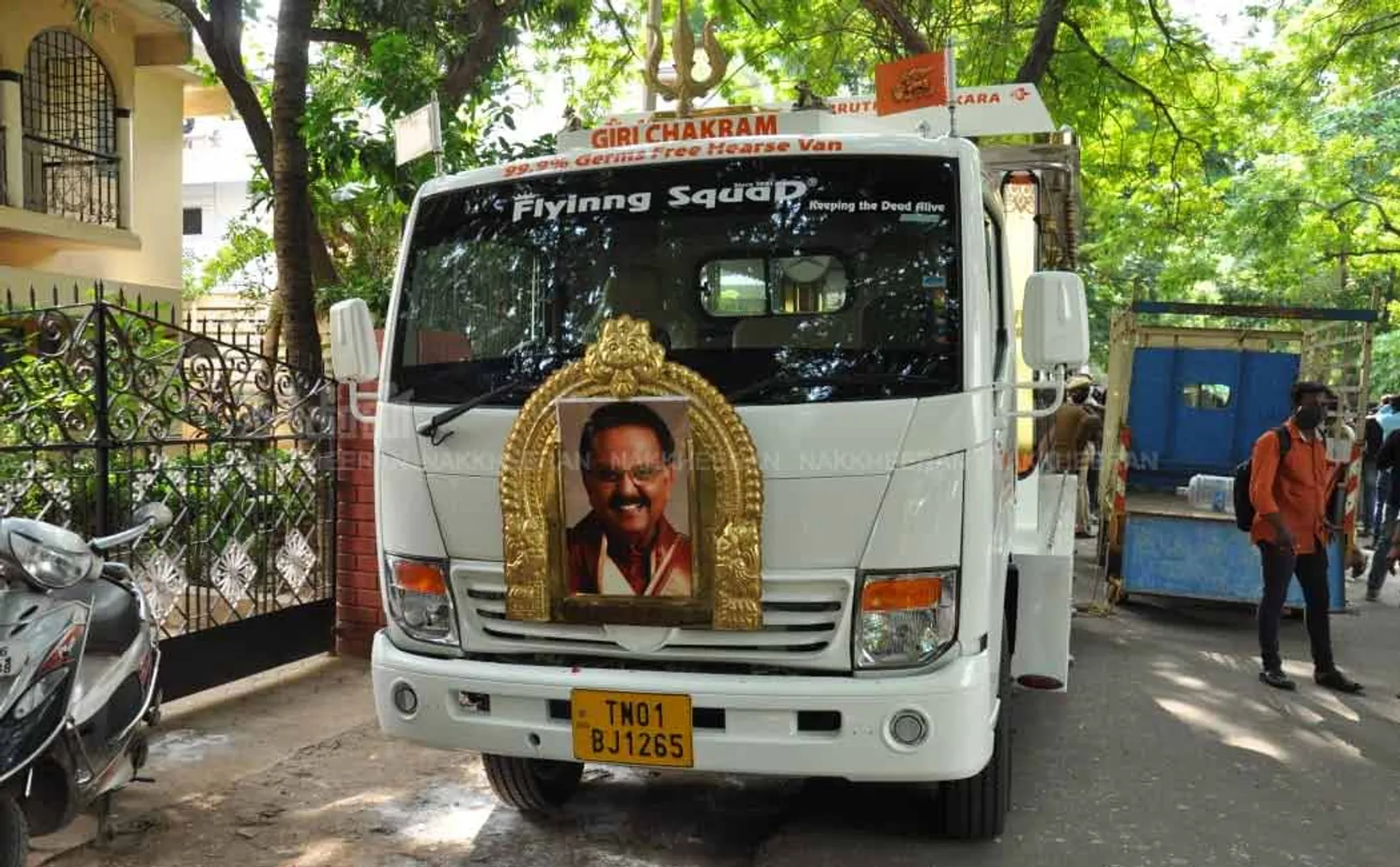 Singer SBP's body at his nungambakkam home (Pictures)