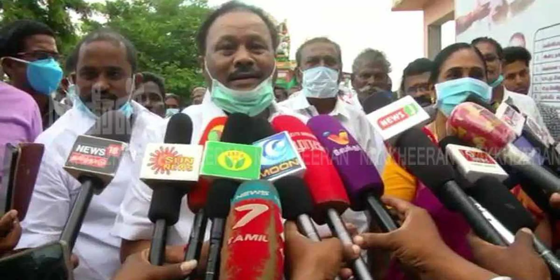 minister seenivaasan