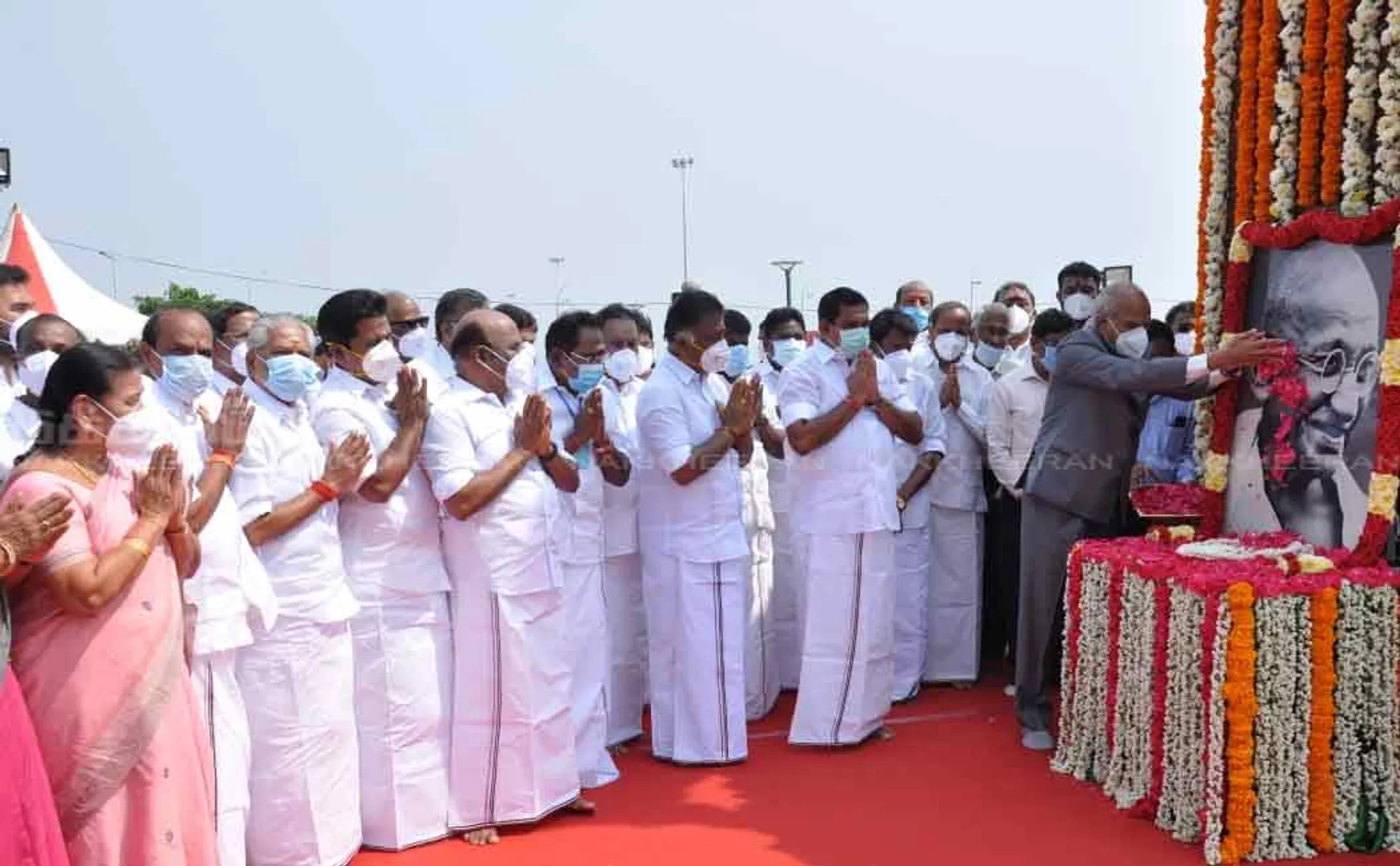 Governor and Chief Minister pay homage to Mahatma Gandhi's 152 birthday .. (Pictures)