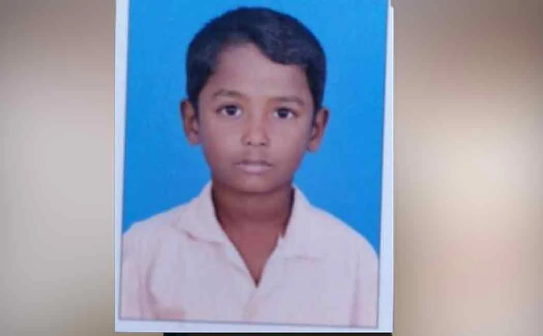 12-year-old boy drowns in lake 