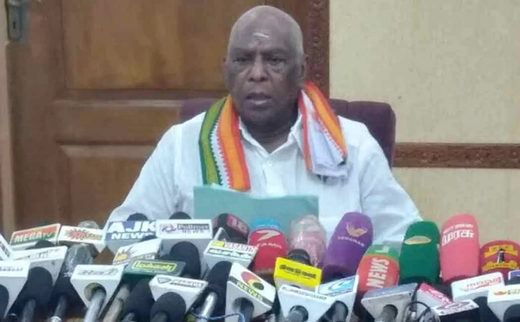 "Ready to go to jail for the of the people of Pondicherry!" Chief Minister Narayanasamy