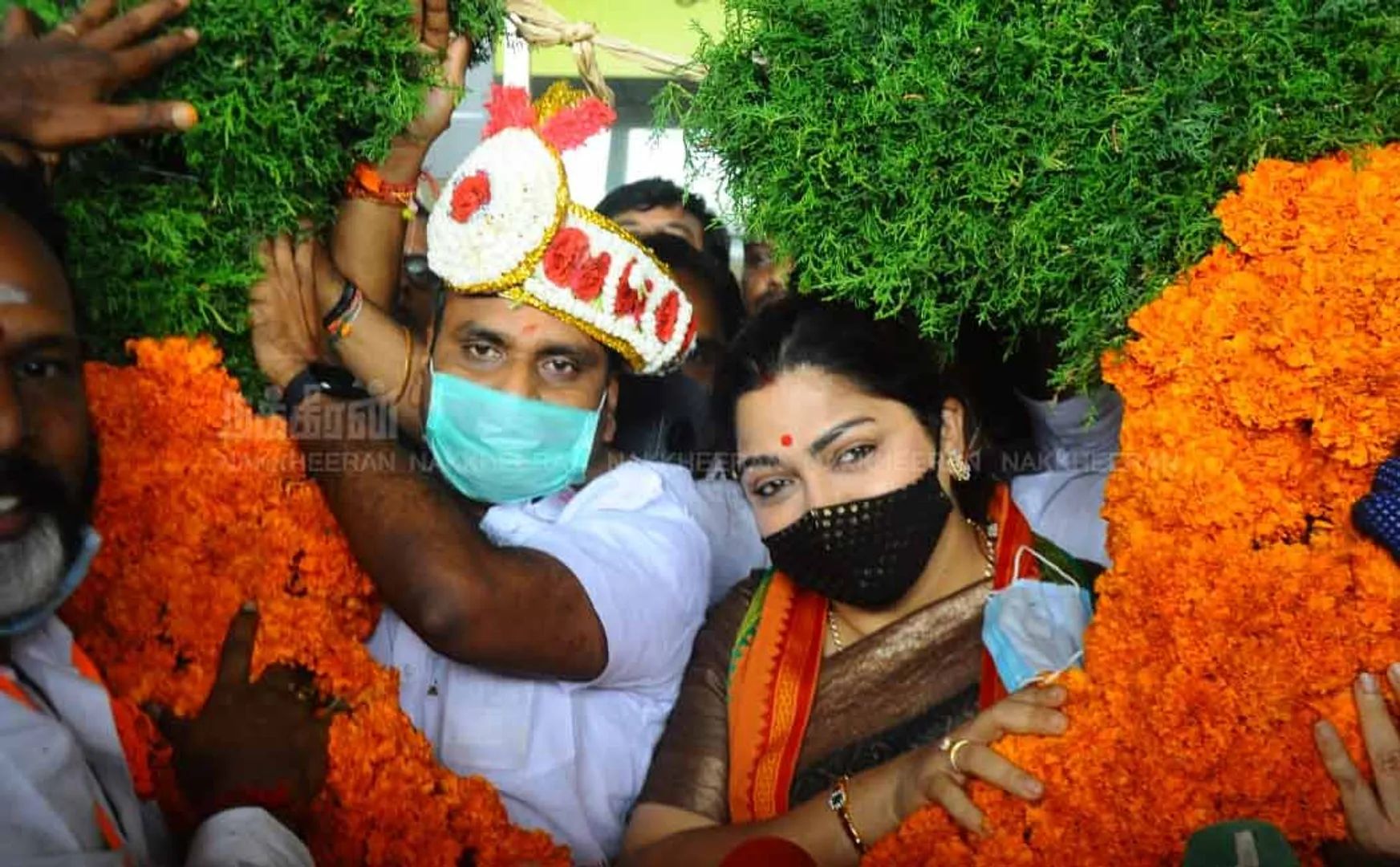 Actress Kushboo on Chennai Airport 