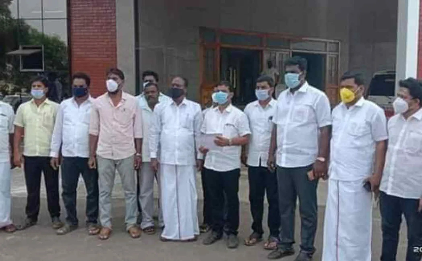 Contempt of Dalit leader! Secretaries' Association urges withdrawal of action against Panchayat Secretary