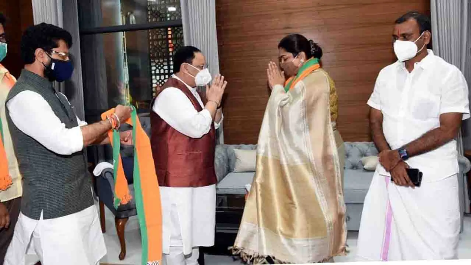  Khushbu joins bjp