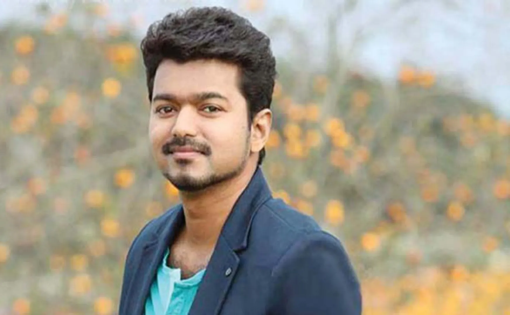 actor vijay meet makkal iyakka leaders at chennai 