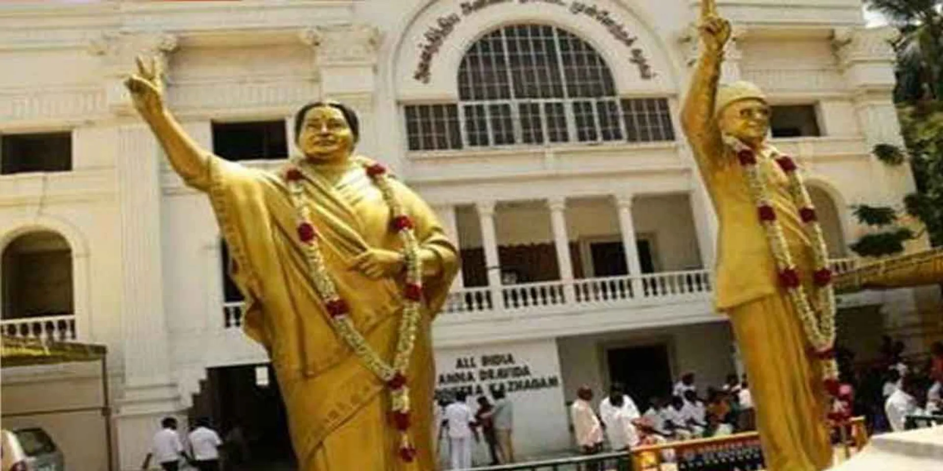 AIADMK split in Chennai ... New office bearers appointed