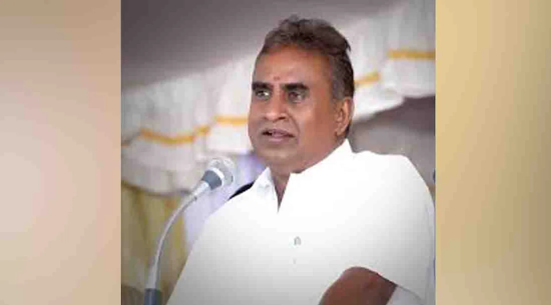 Minister Velumani