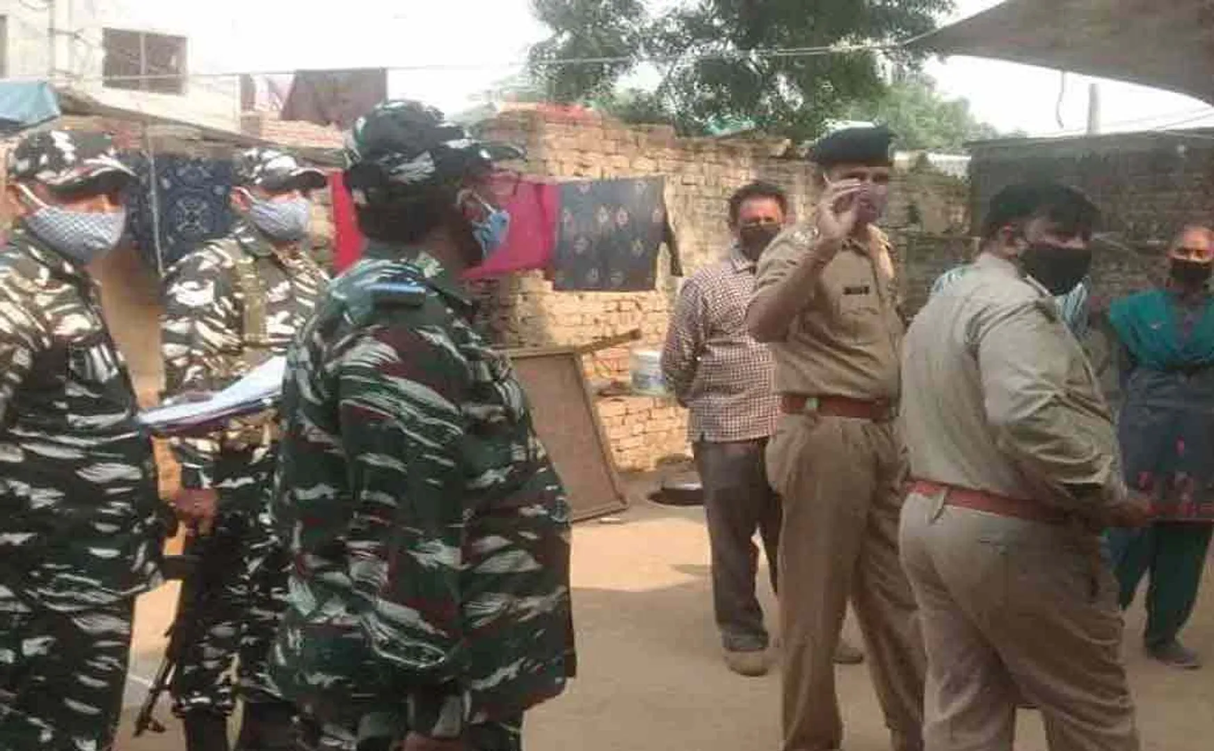 crpf provide security to hathras victim family