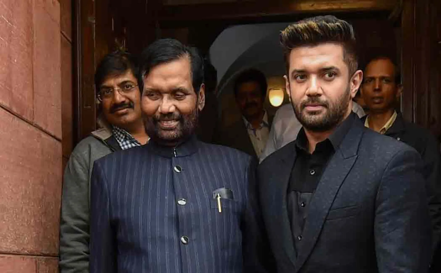 HAM writes to PM demanding investigation in Ram Vilas Paswan demise