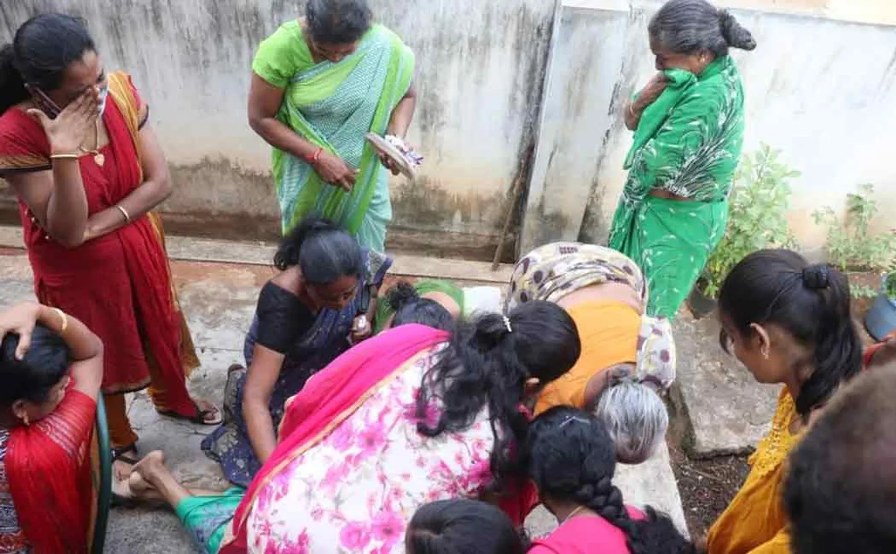 nagarkovil mother passes away with daughters 