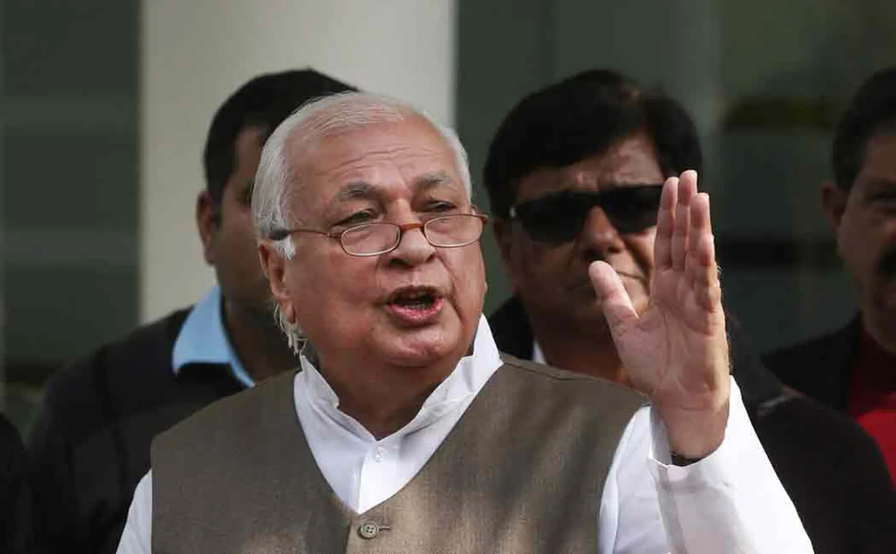 kerala governor tests positive for corona
