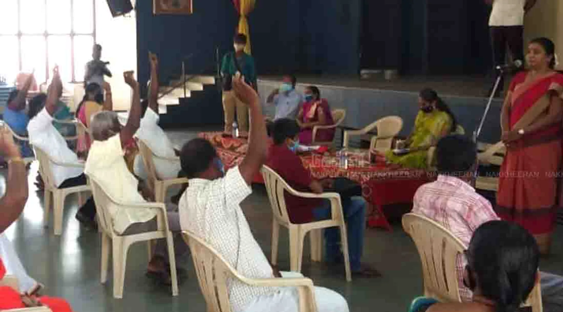 Schools opening issue - Tiruchirappalli