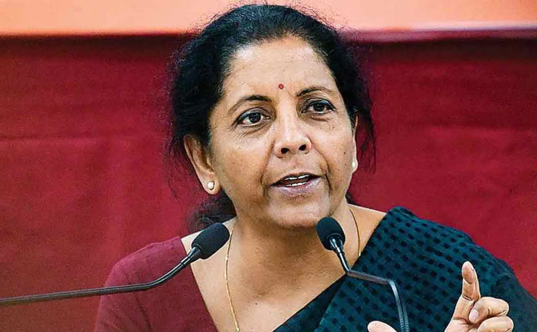 Farmers statue of Finance Minister Nirmala Sitharaman!