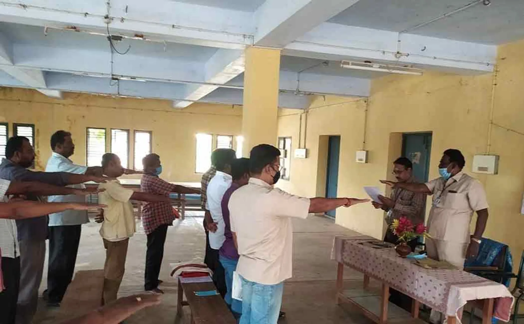 Prize and Pledge Ceremony for Corona Defenders at Annamalai University!
