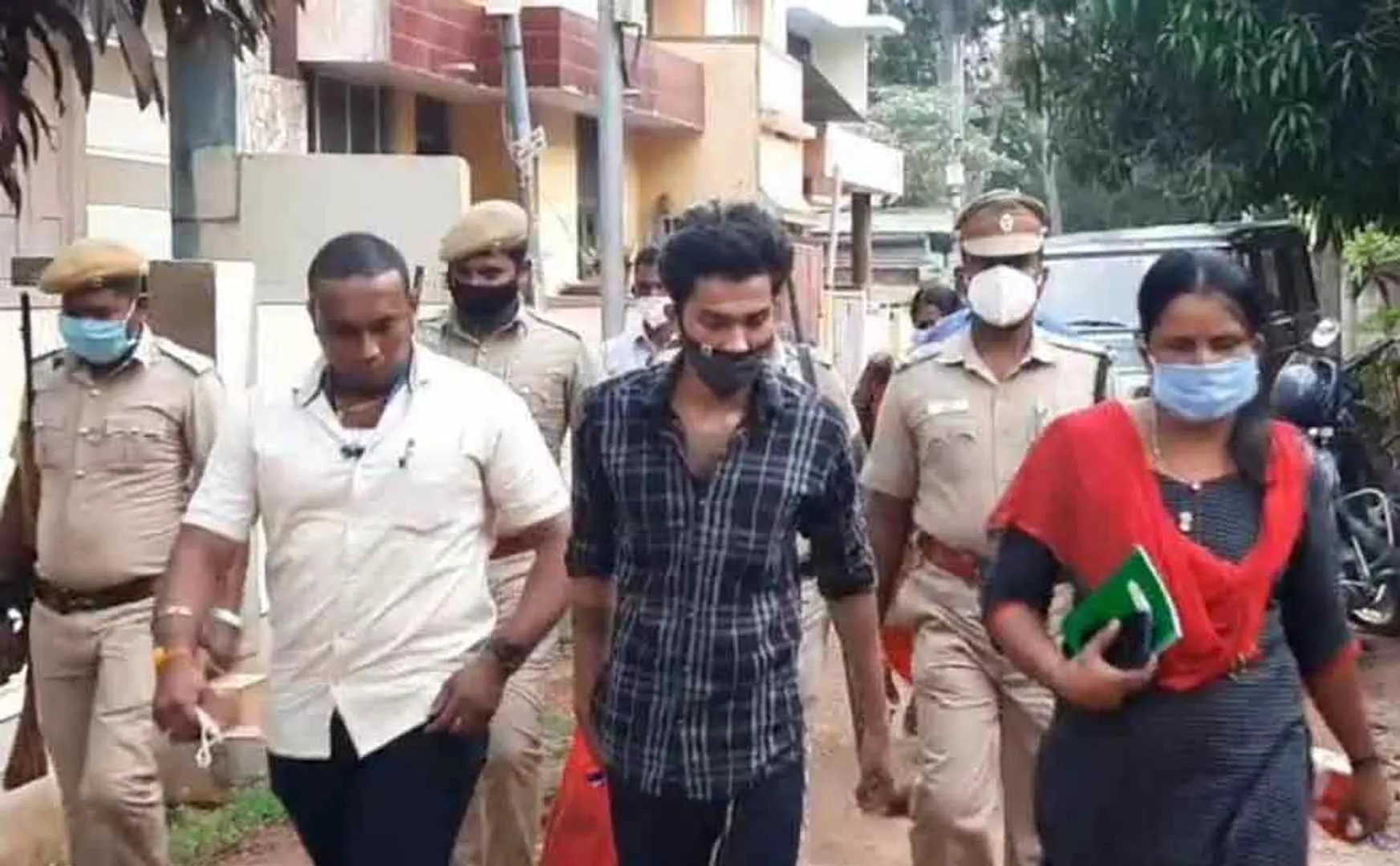 Another case against Kasi in Nagercoil ... CBCID who took him into custody for 5 days and interrogated him
