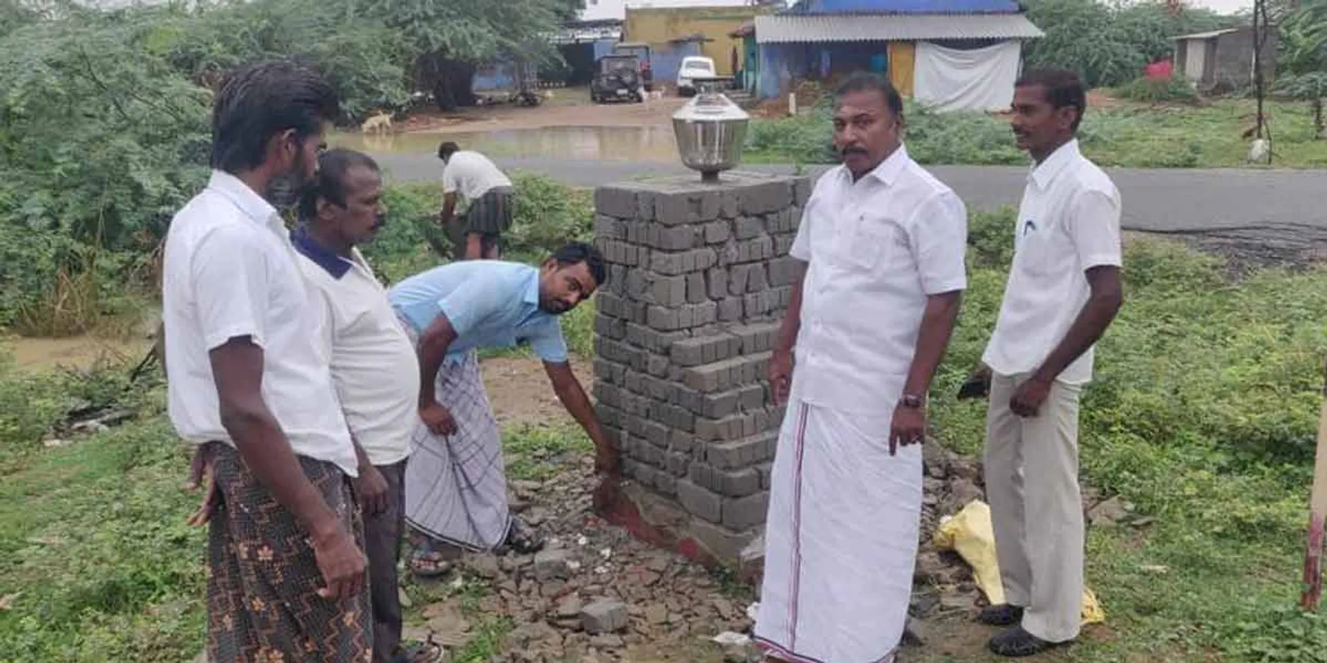 Nellai admk incident 