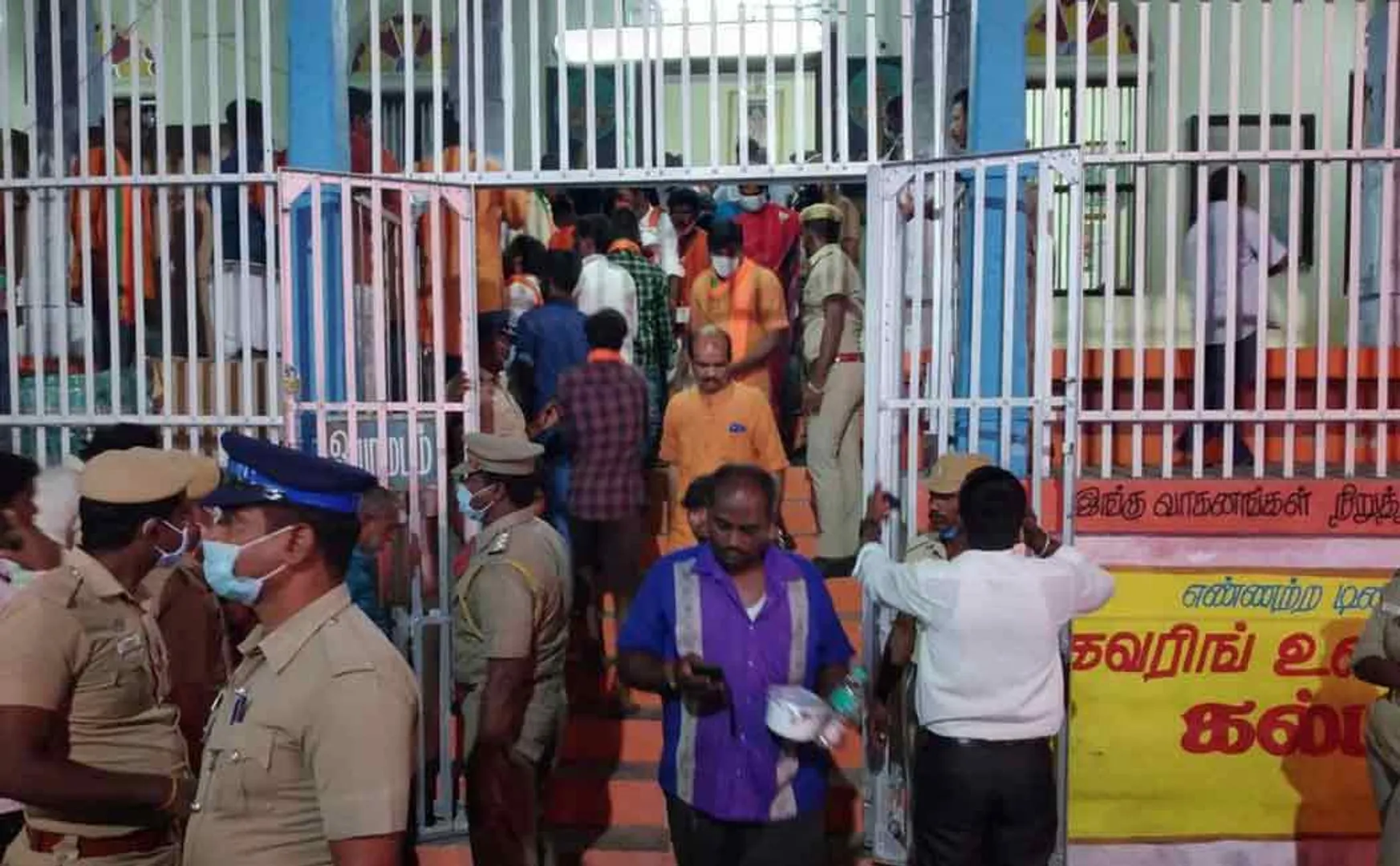 BJP members arested in thiruvannamalai for vel yatra 