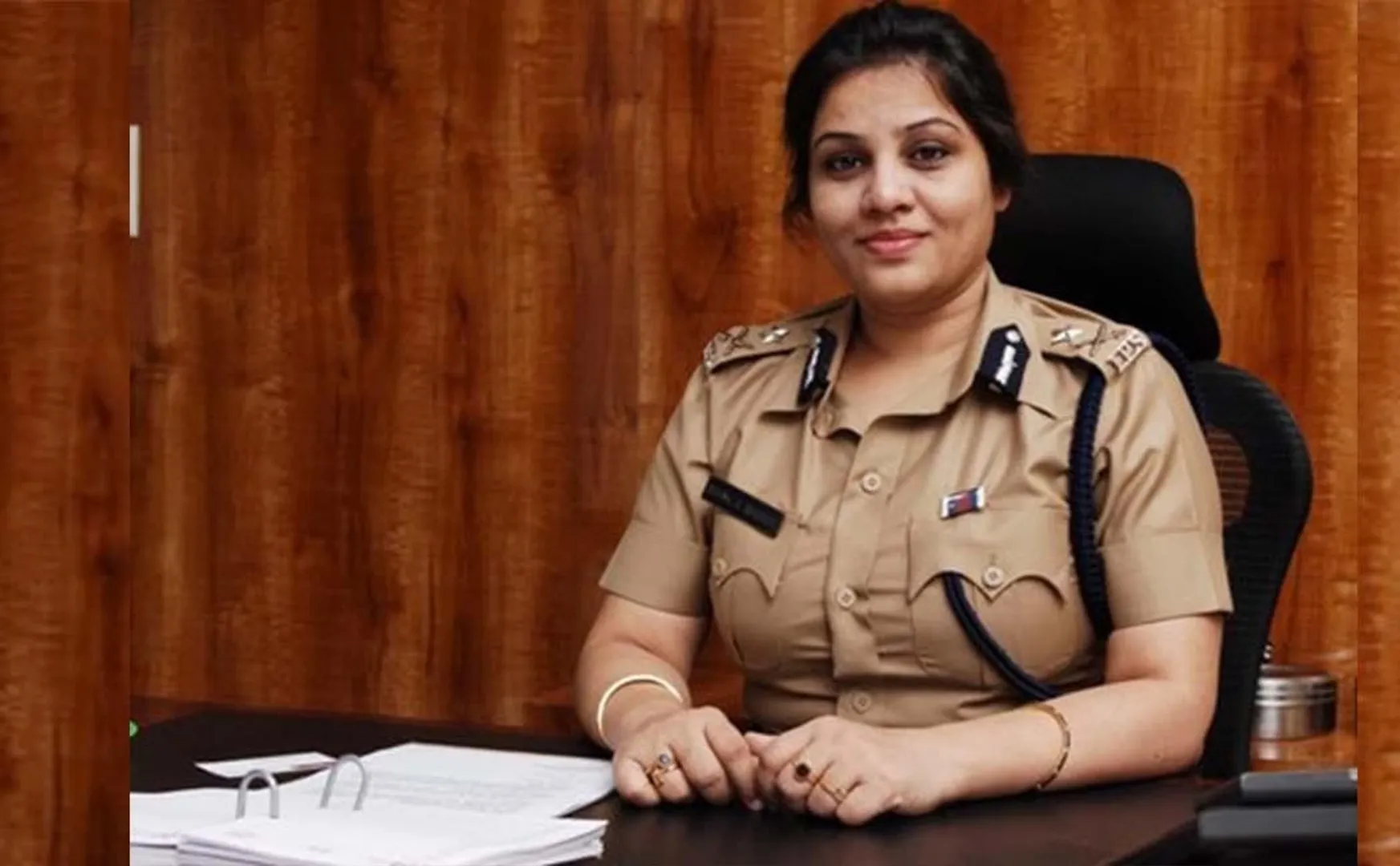 Condemn- against- IPS officer- Roopa- twitter