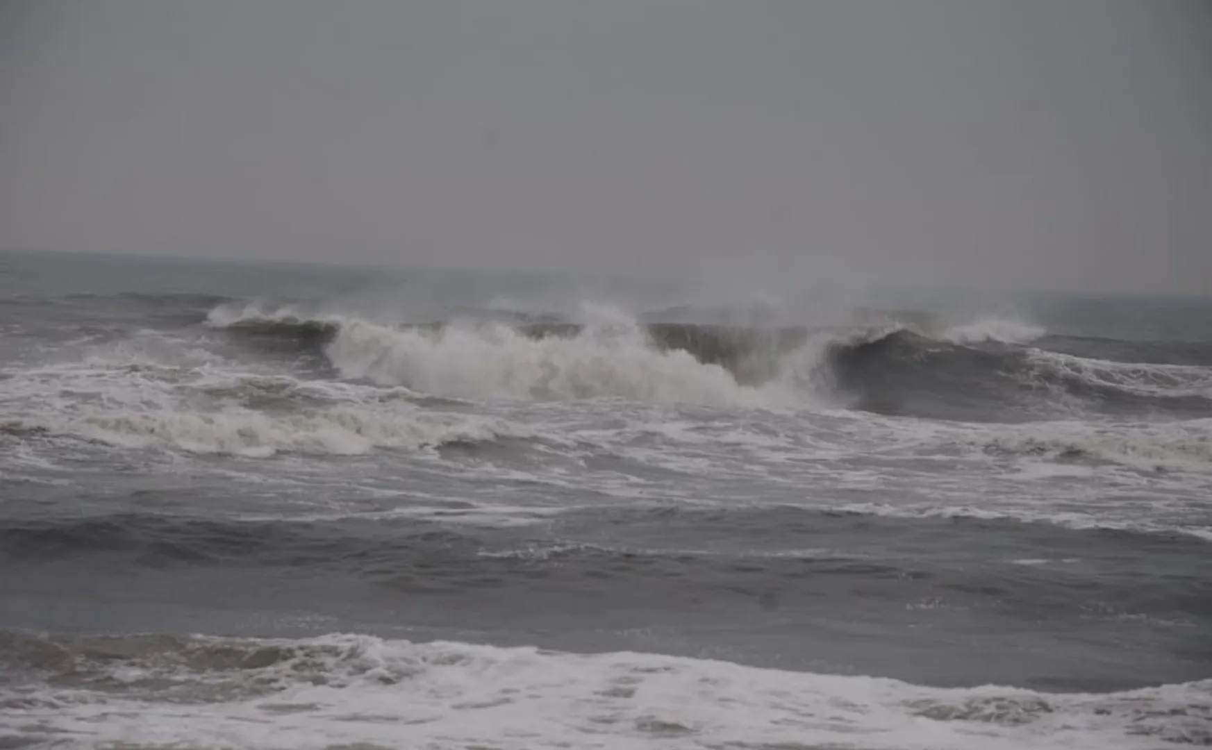nivar cyclone meteorological centre tamilnadu heavy rains 