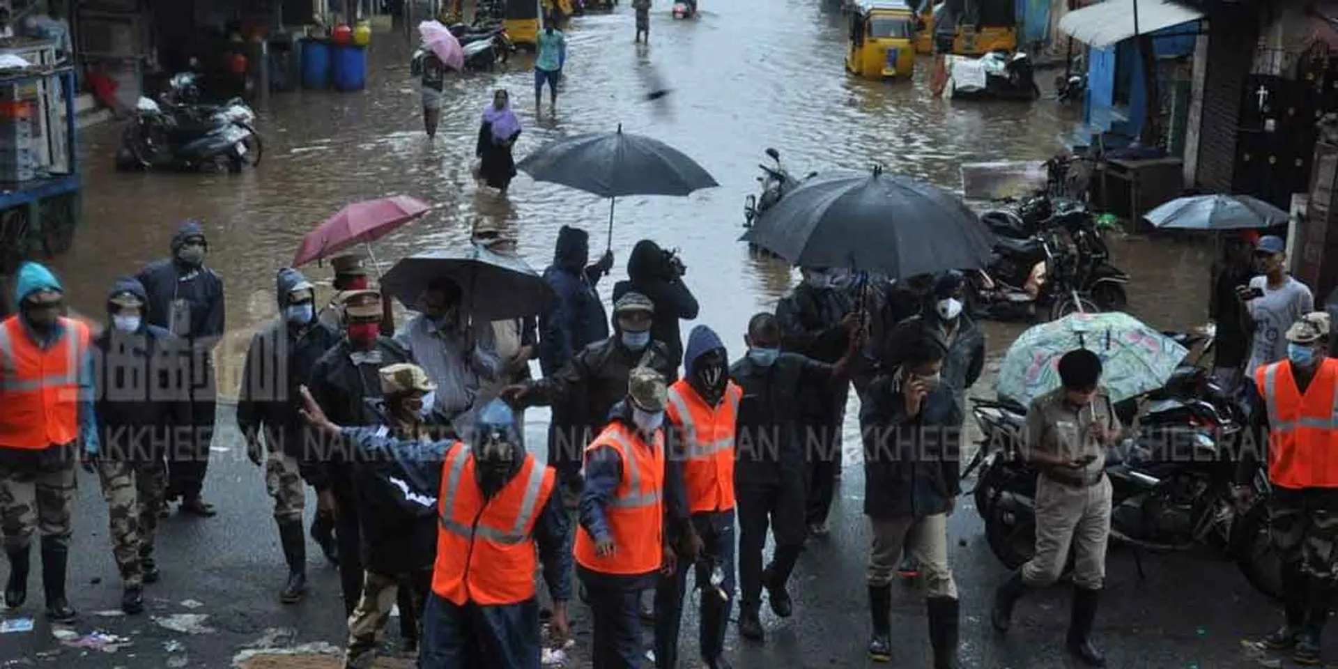  286 Cellphone Towers Damage ... Slow 'Nivar'