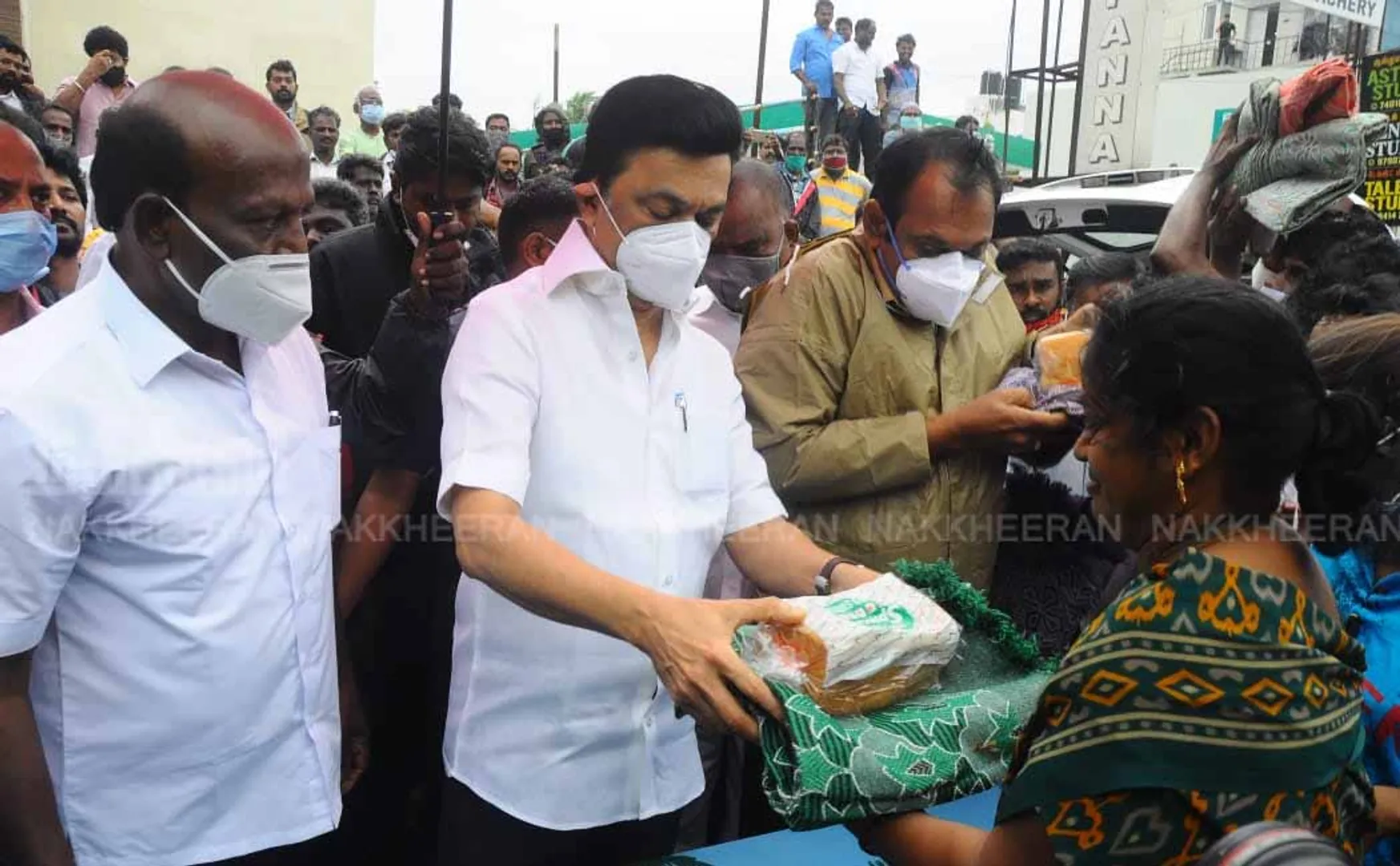 chennai nivar cyclone heavy rain peoples dmk mk stalin 