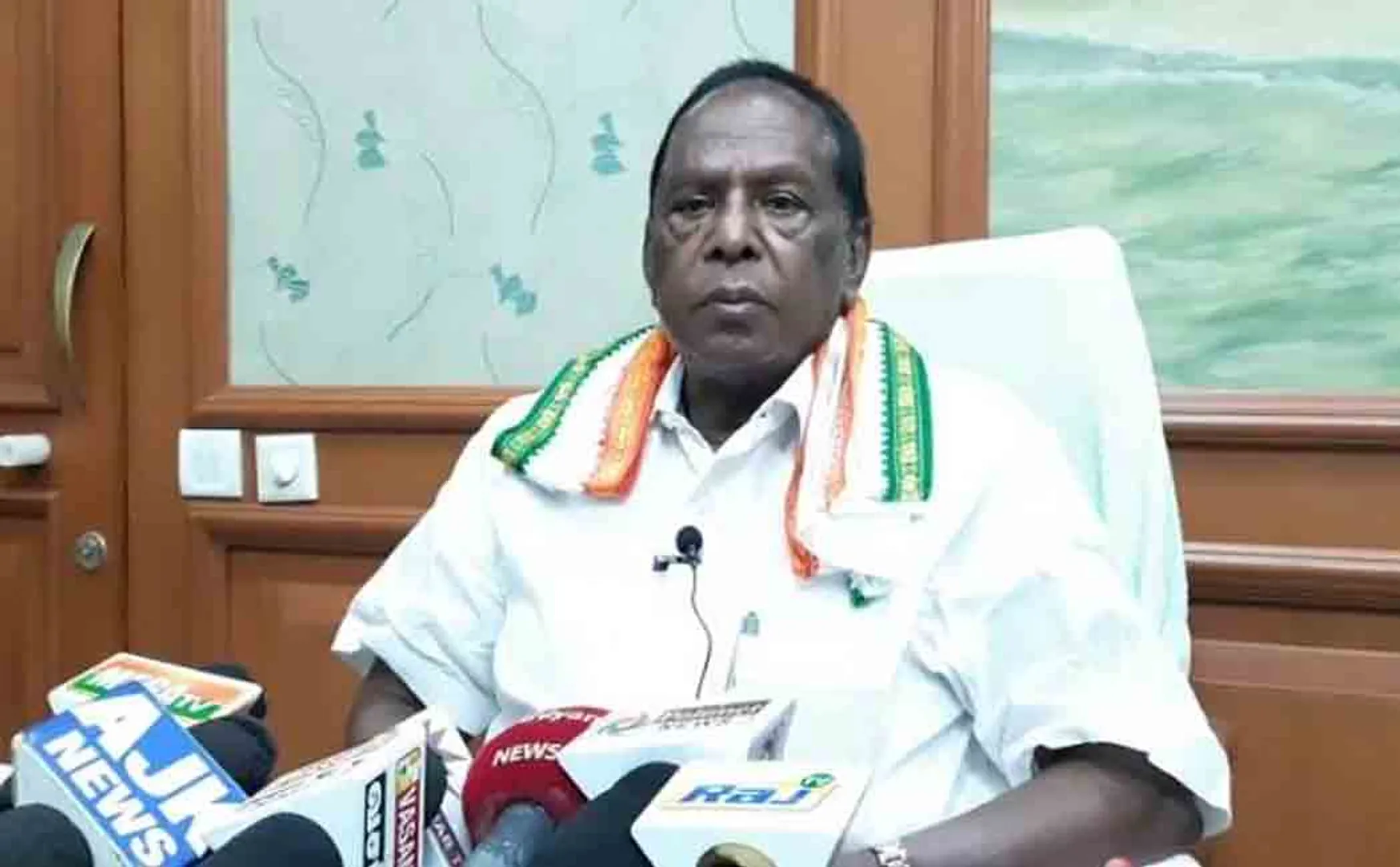 nivar cyclone puducherry cm narayanasmay press meet 