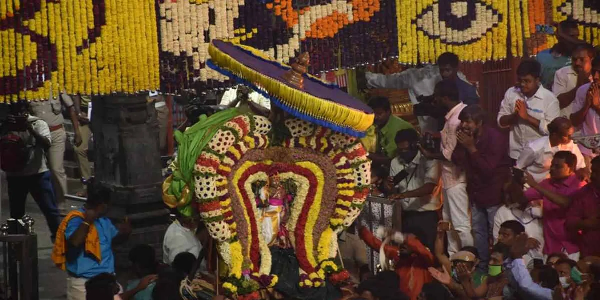  Arthanariswarar who comes out only once a year!