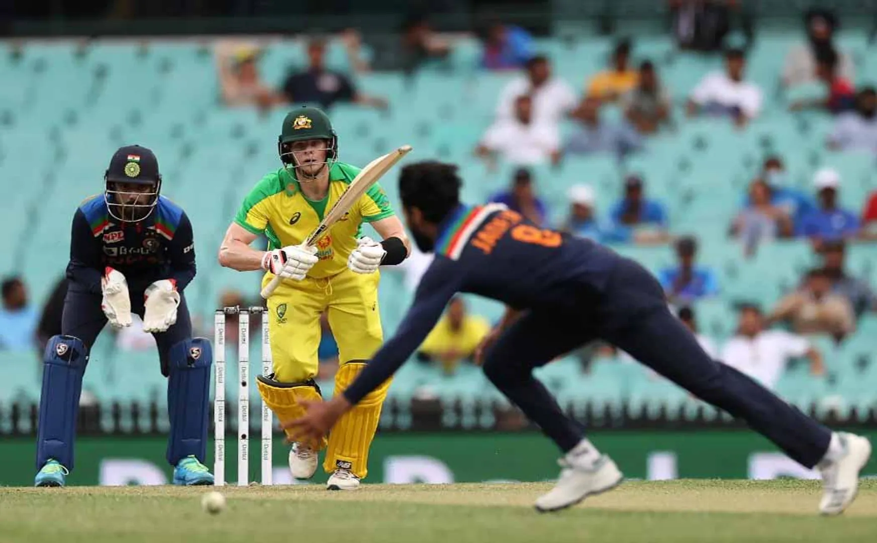 Australia vs India one day cricket match at sydney 